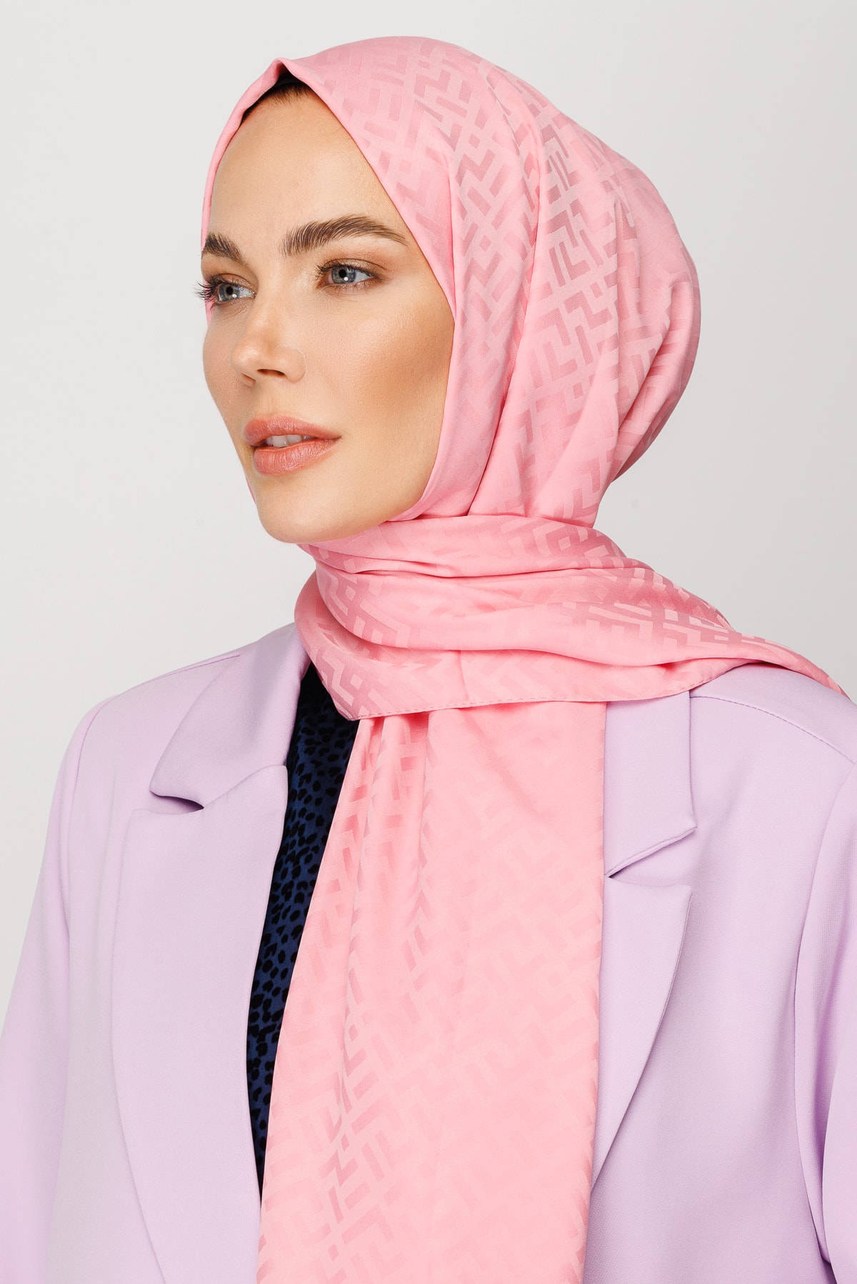 Z Pattern Silky Jacquard Shawl - Sugar Pink