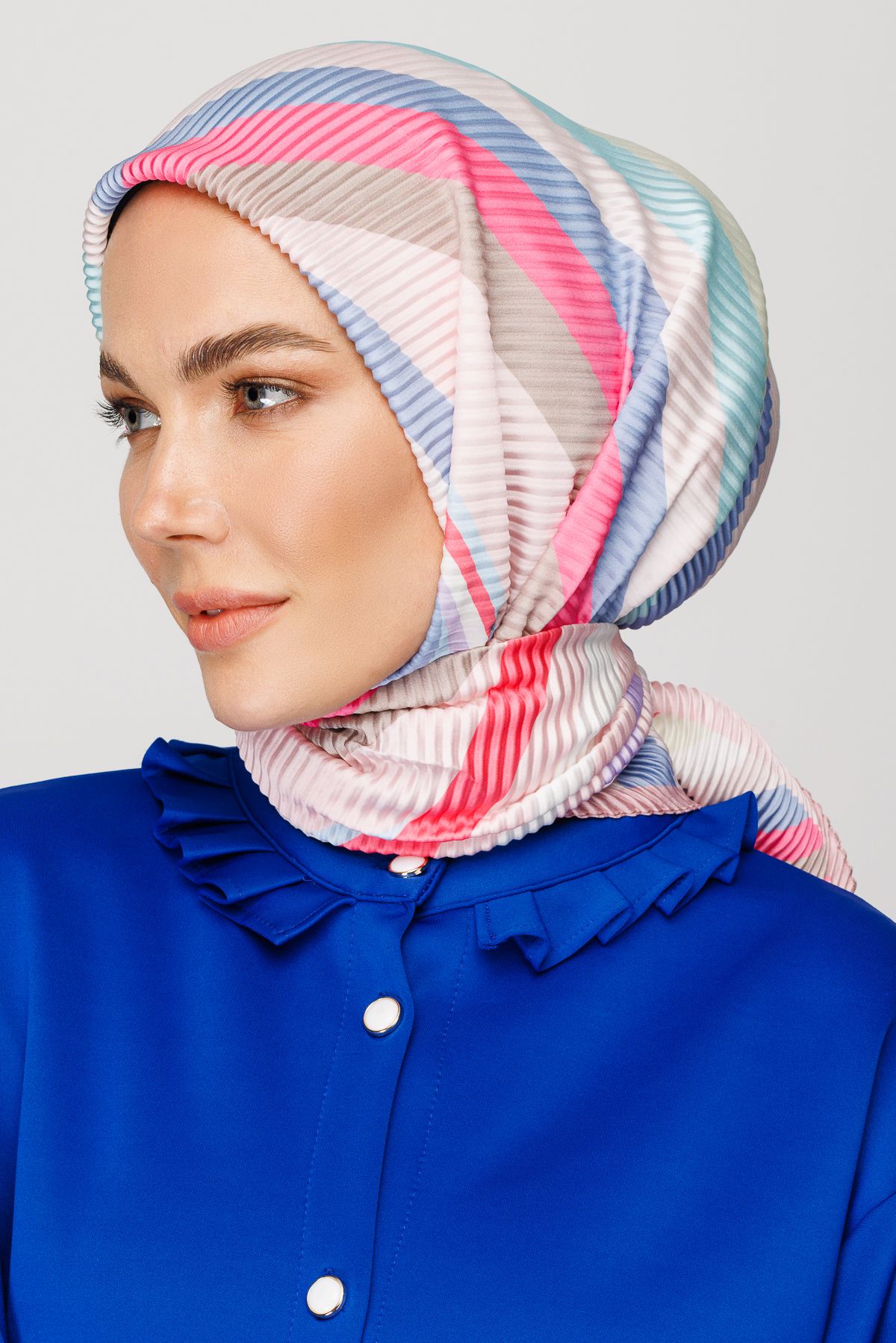 Akra Pattern Pleated Scarf - Ice Blue