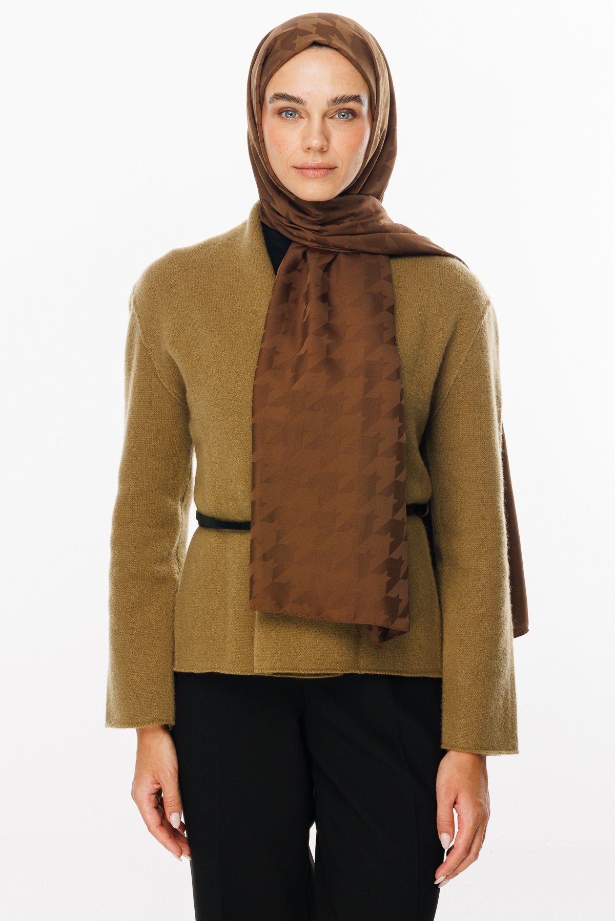 Crowbar Pattern Silk Jacquard Shawl - Bitter