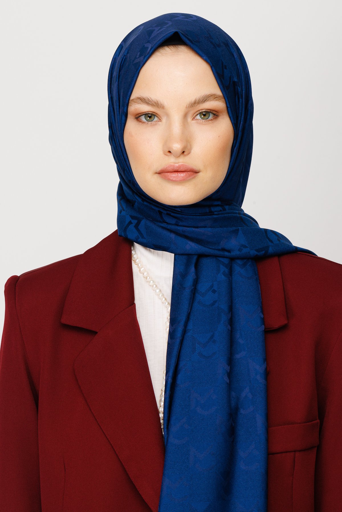 MC Pattern Jacquard Shawl - Navyblue
