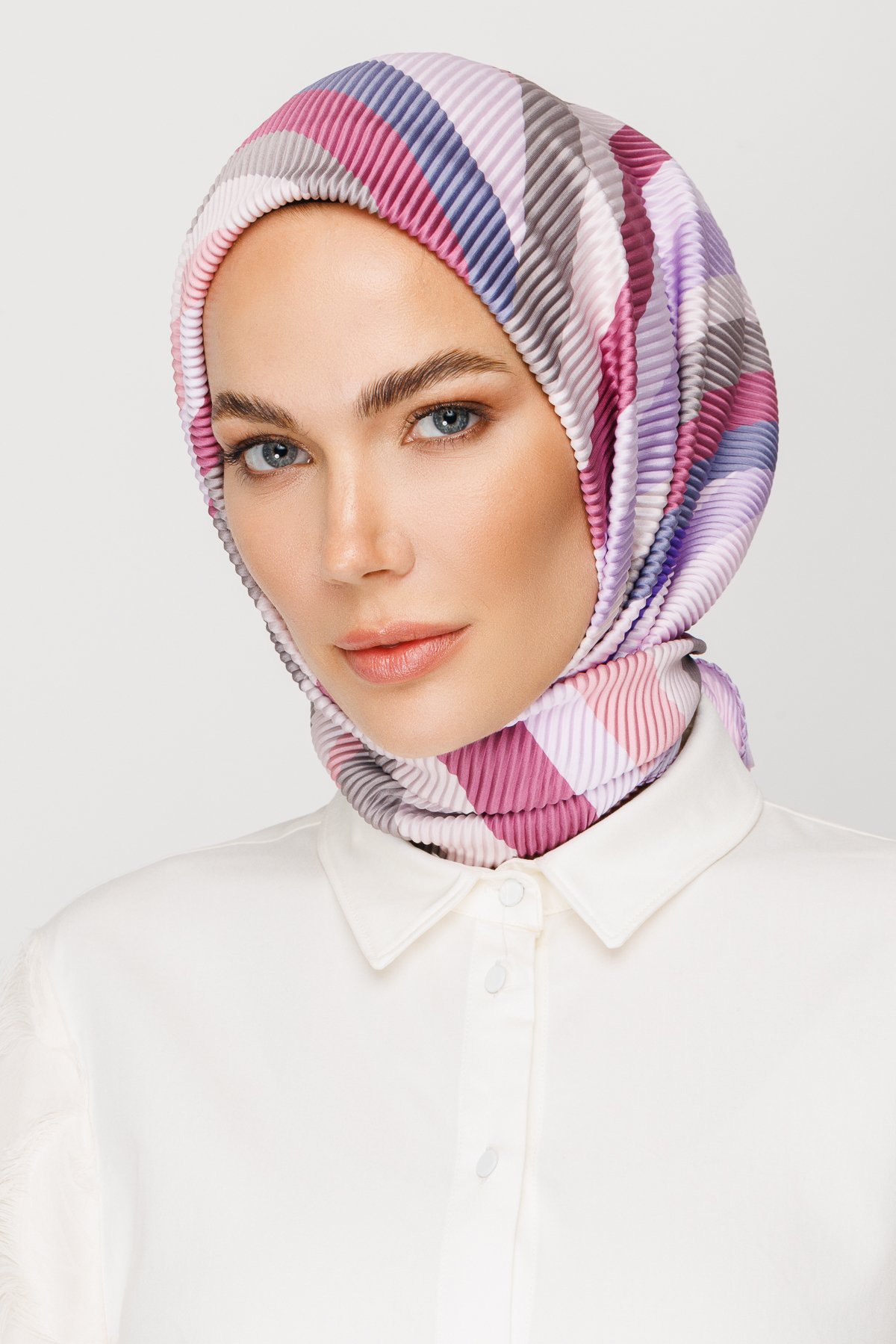Akra Pattern Pleated Scarf - Lilac