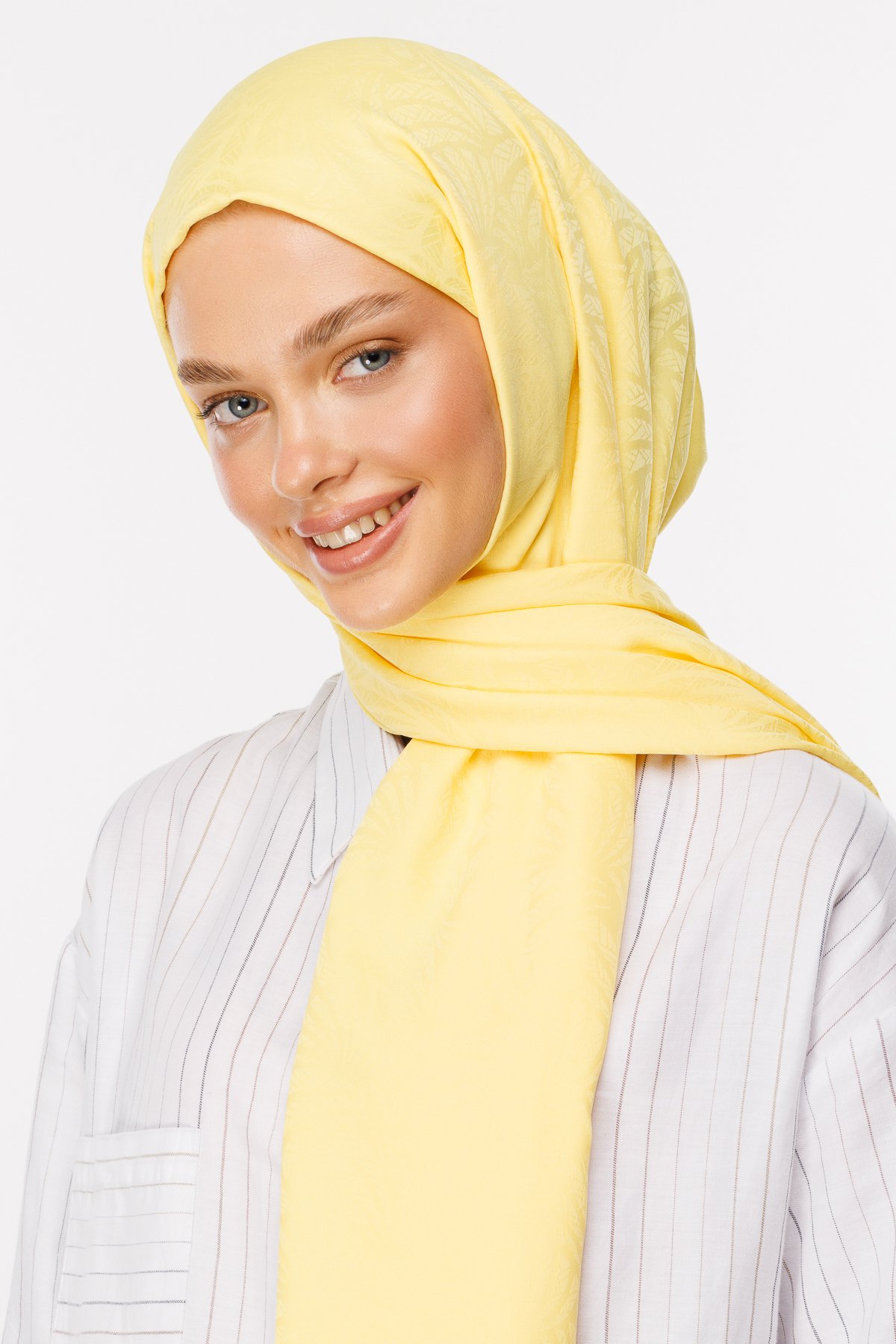 Artemis Pattern Silk Jacquard Hijab