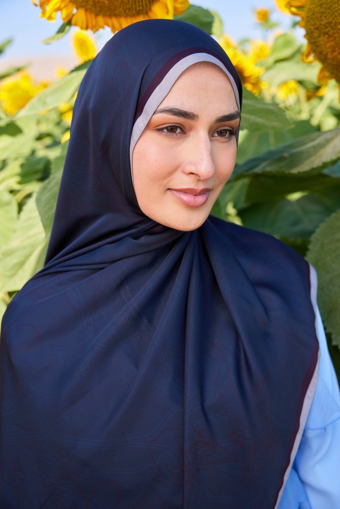 Yekta Desen Sakura İpek Şal Koyu Mavi