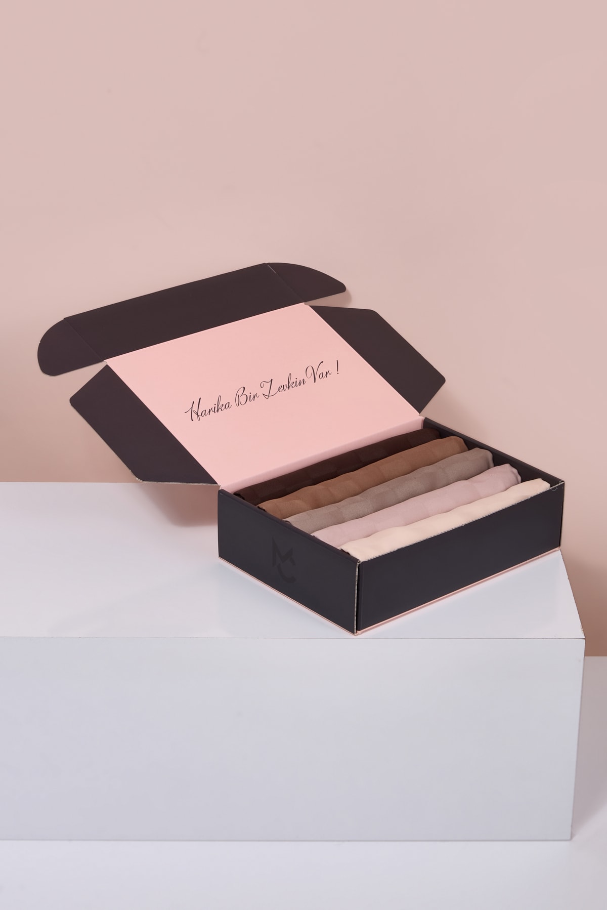 İpeksi Jakar Şal - Dama Desen Color Box