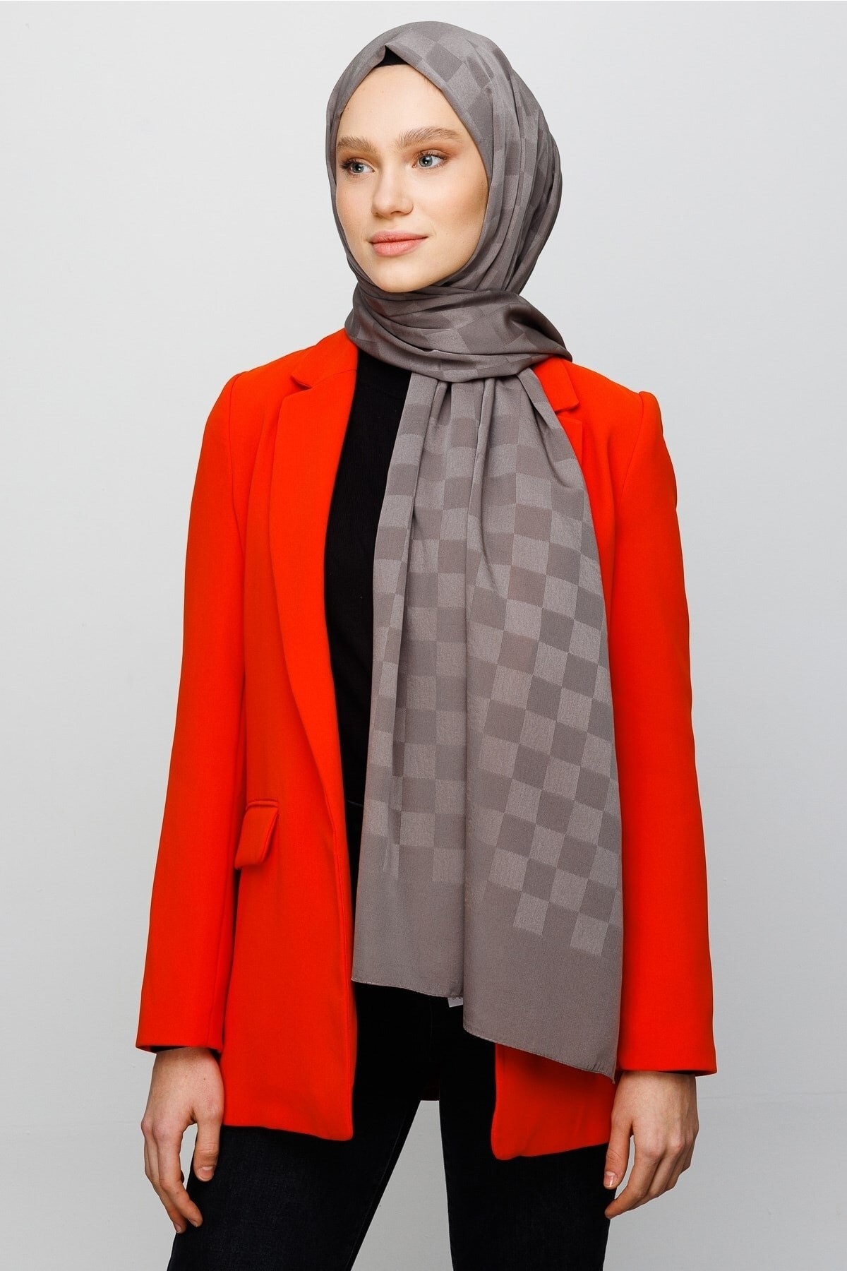 Checkers Pattern Silk Jacquard Shawl