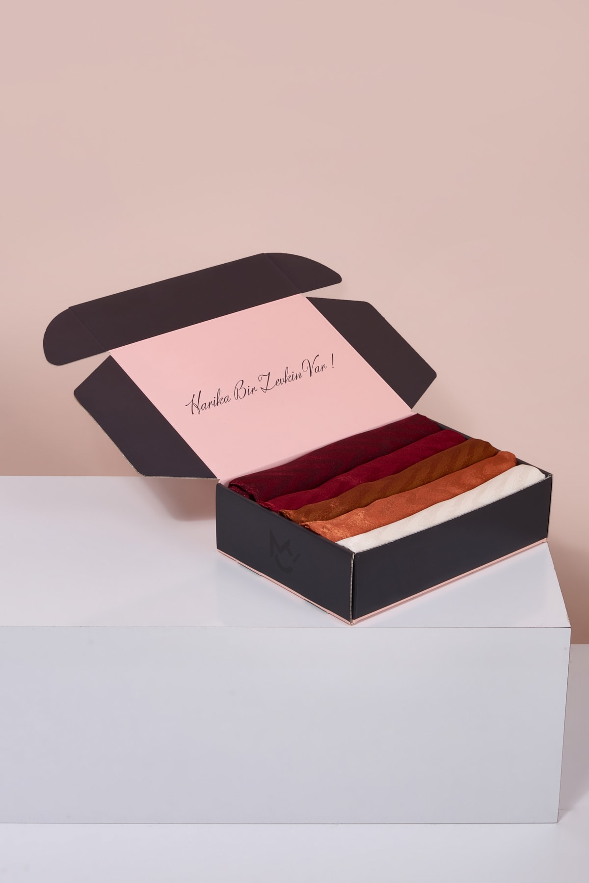 Parlak Jakar Şal - Zikzak Desen Color Box
