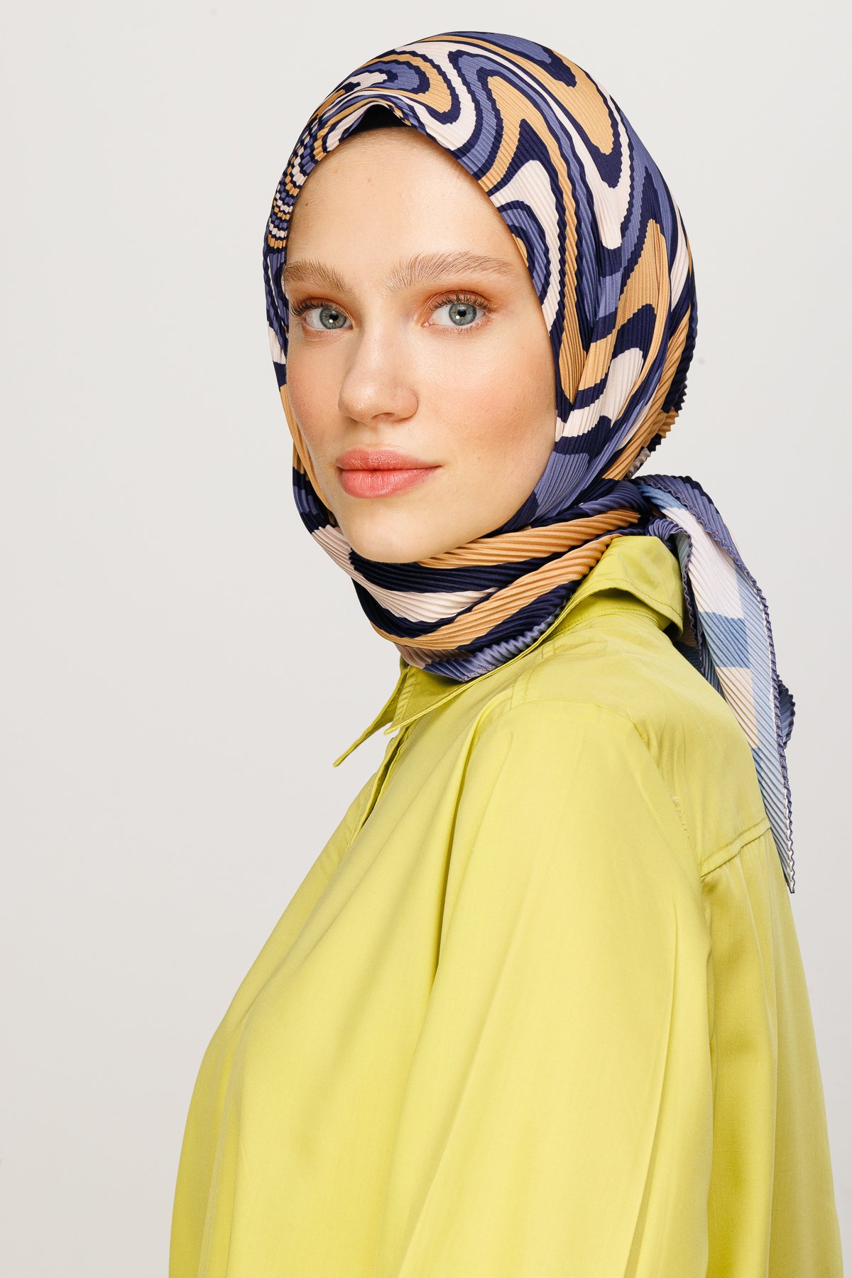 Mira Pattern Pleated Scarf - Saffron