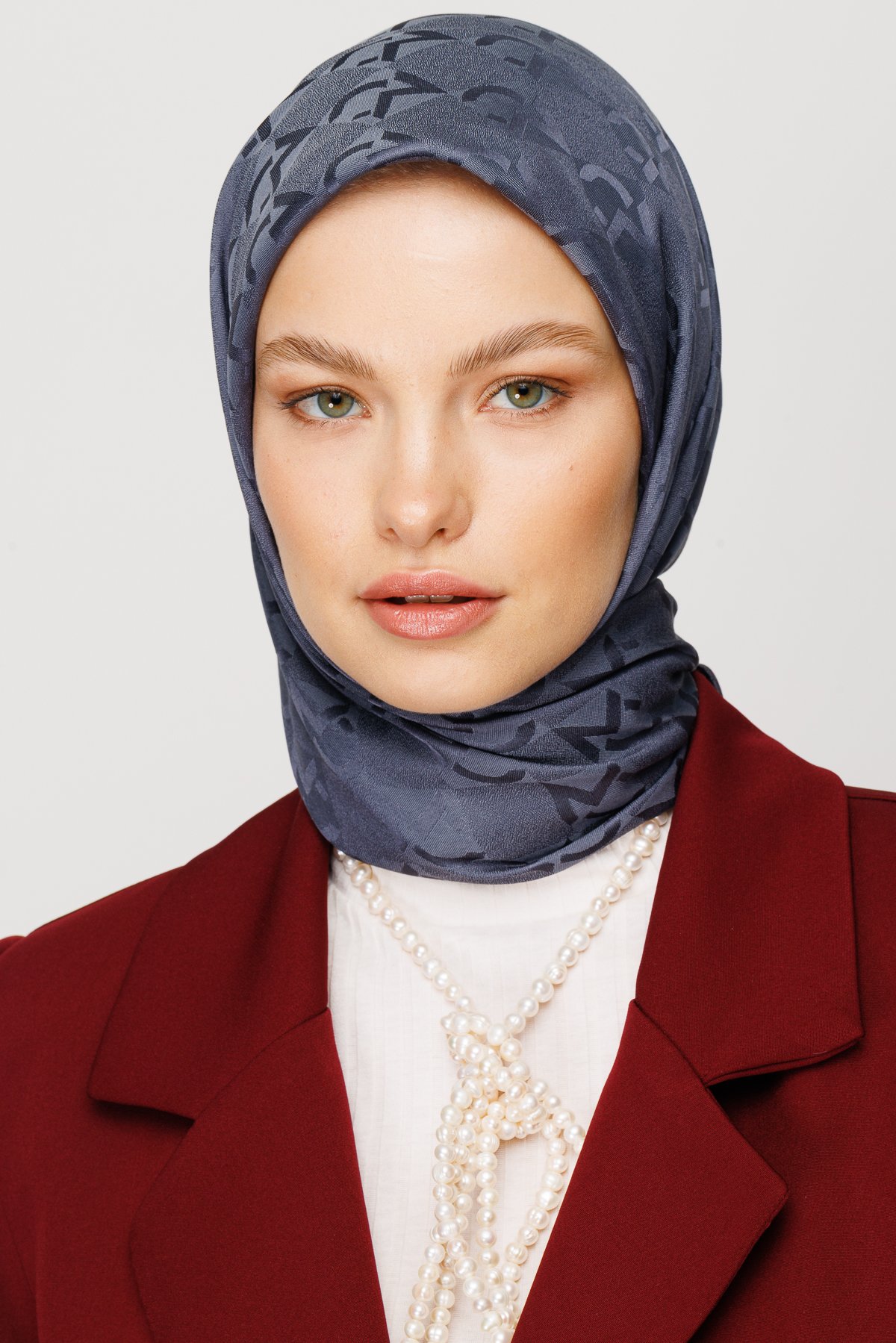 MC Pattern Jacquard Shawl - Smoked