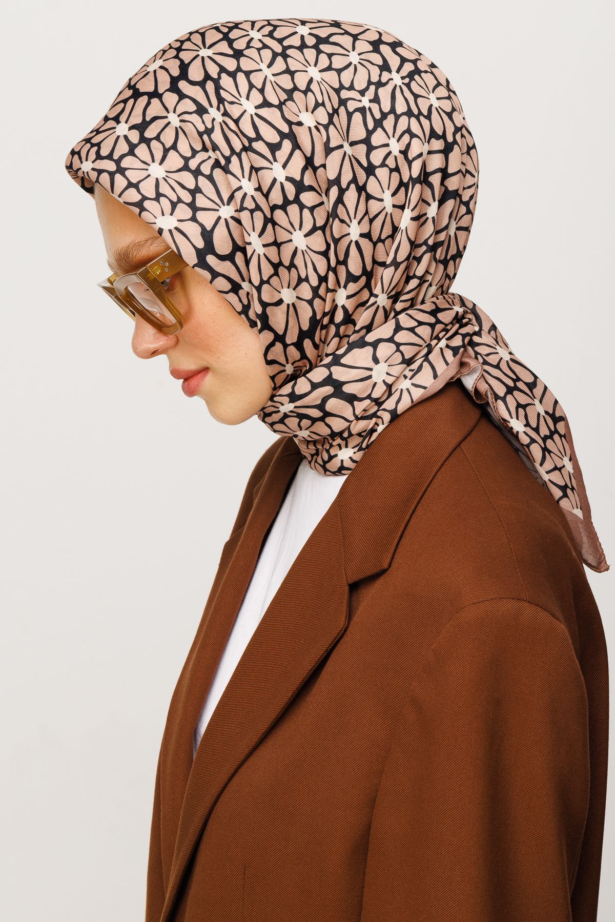 Clover Pattern Digital Soft Scarf - Brown