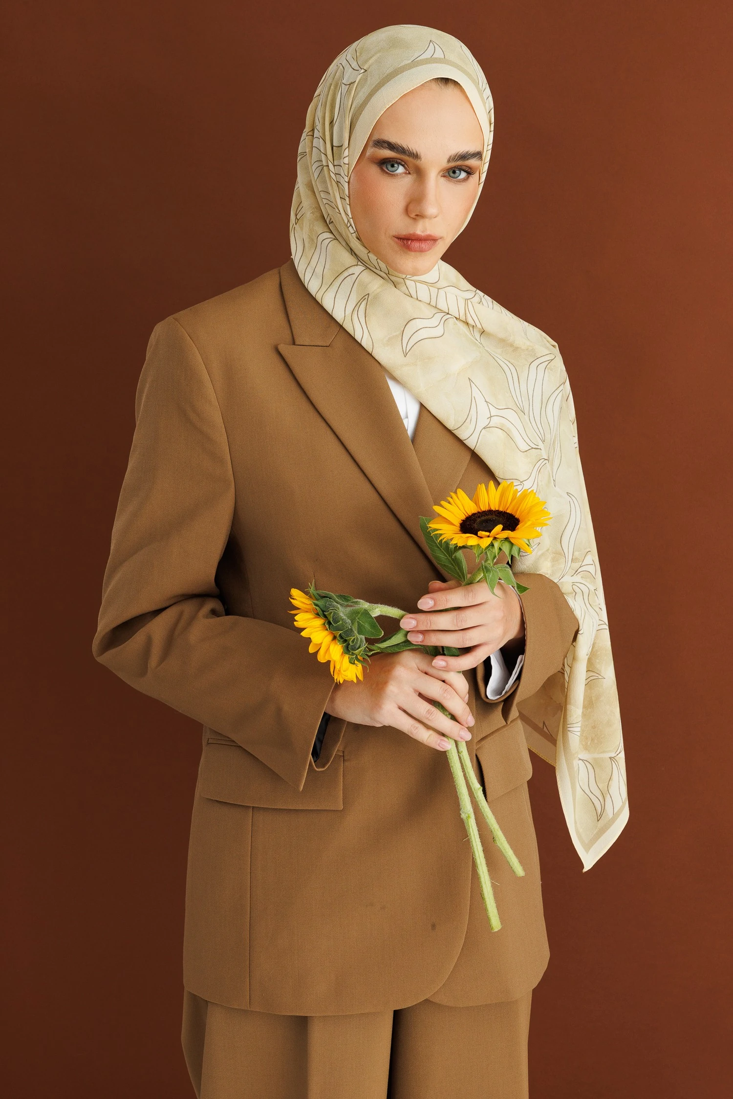 Frond Pattern Hebei Silk Shawl - Cream