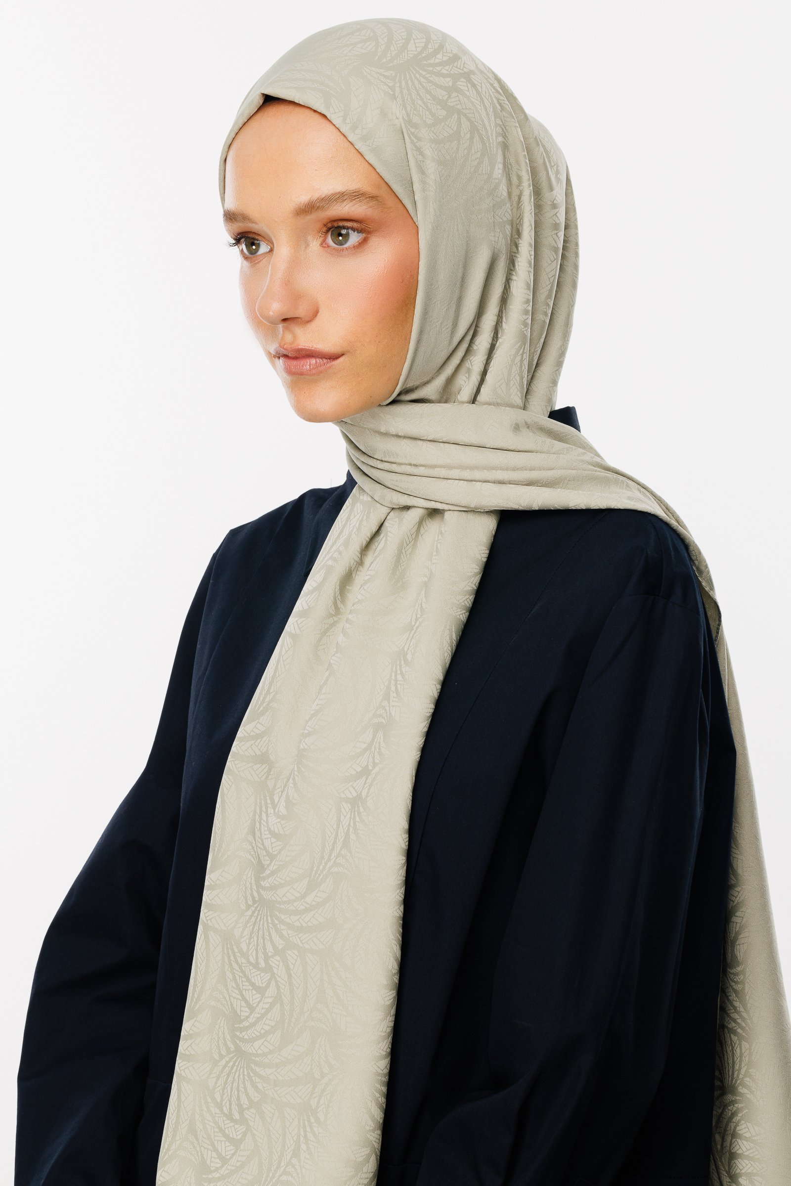 Artemis Pattern Silk Jacquard Shawl - Sage