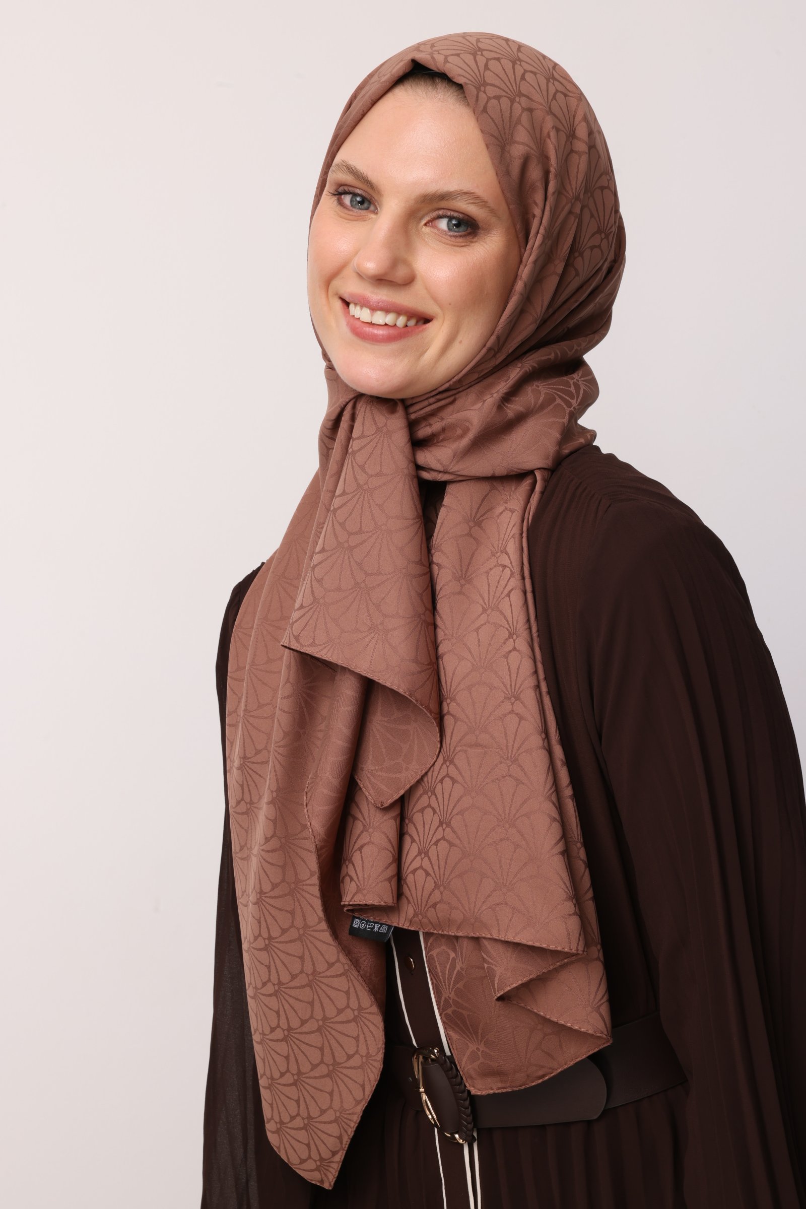 Lotus Pattern Silk Jacquard Shawl - Waterside
