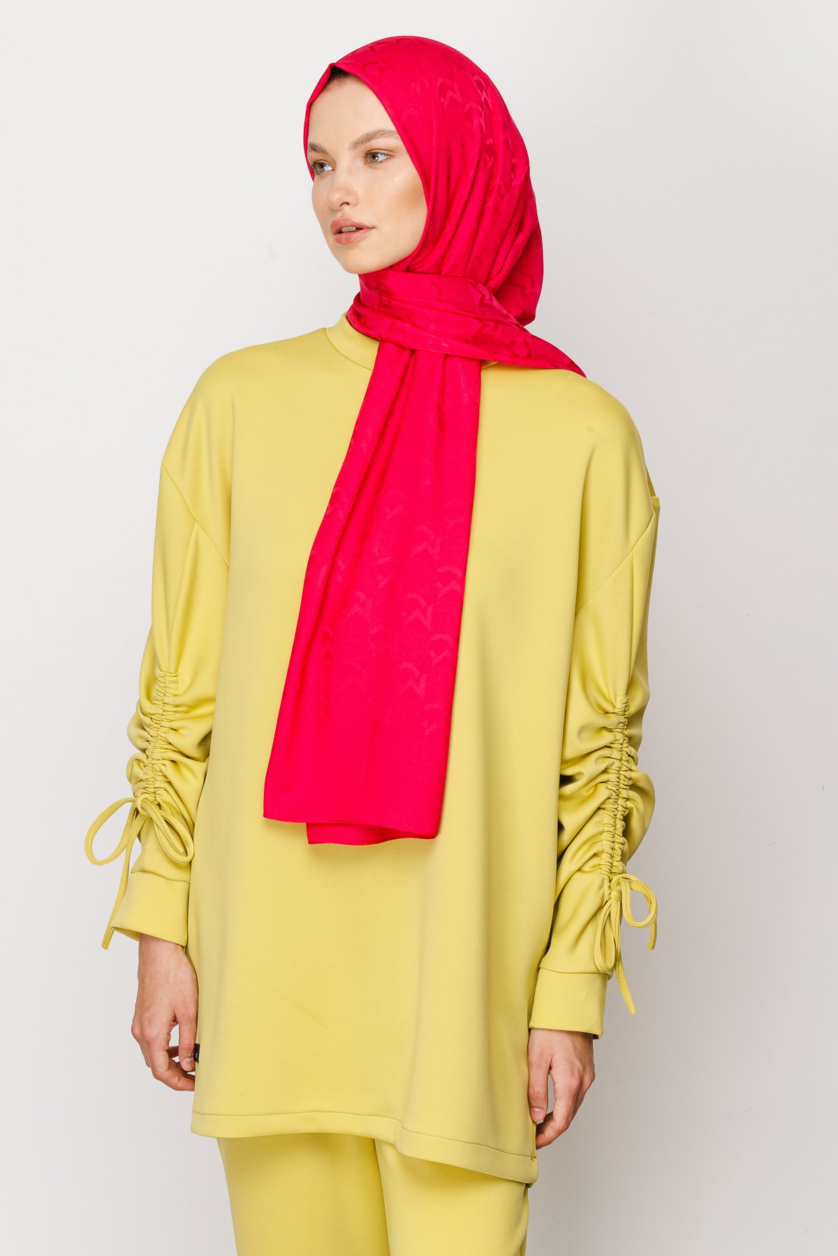 MC Pattern Jacquard Shawl - Fuchsia