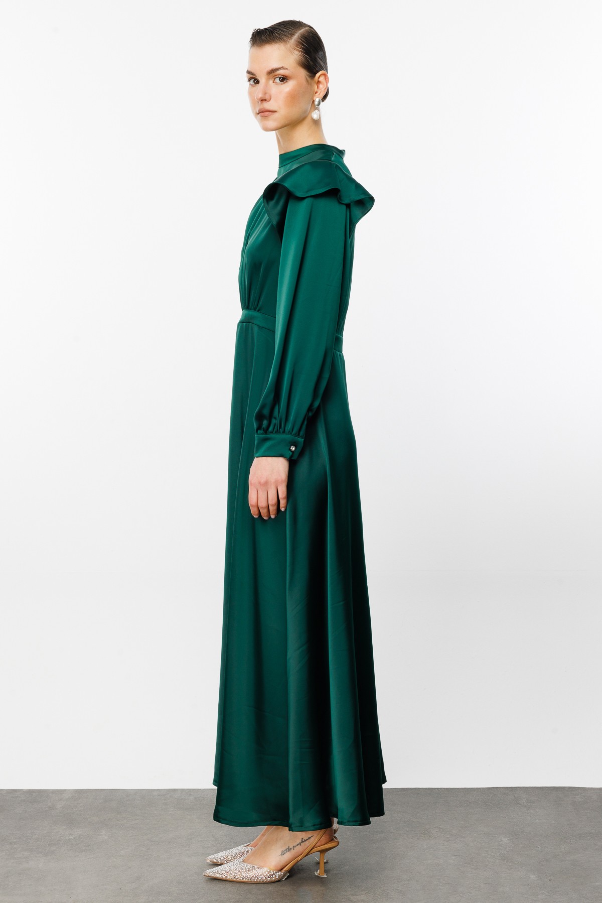 Flounce Shoulder Draped Satin Dress - Emerald