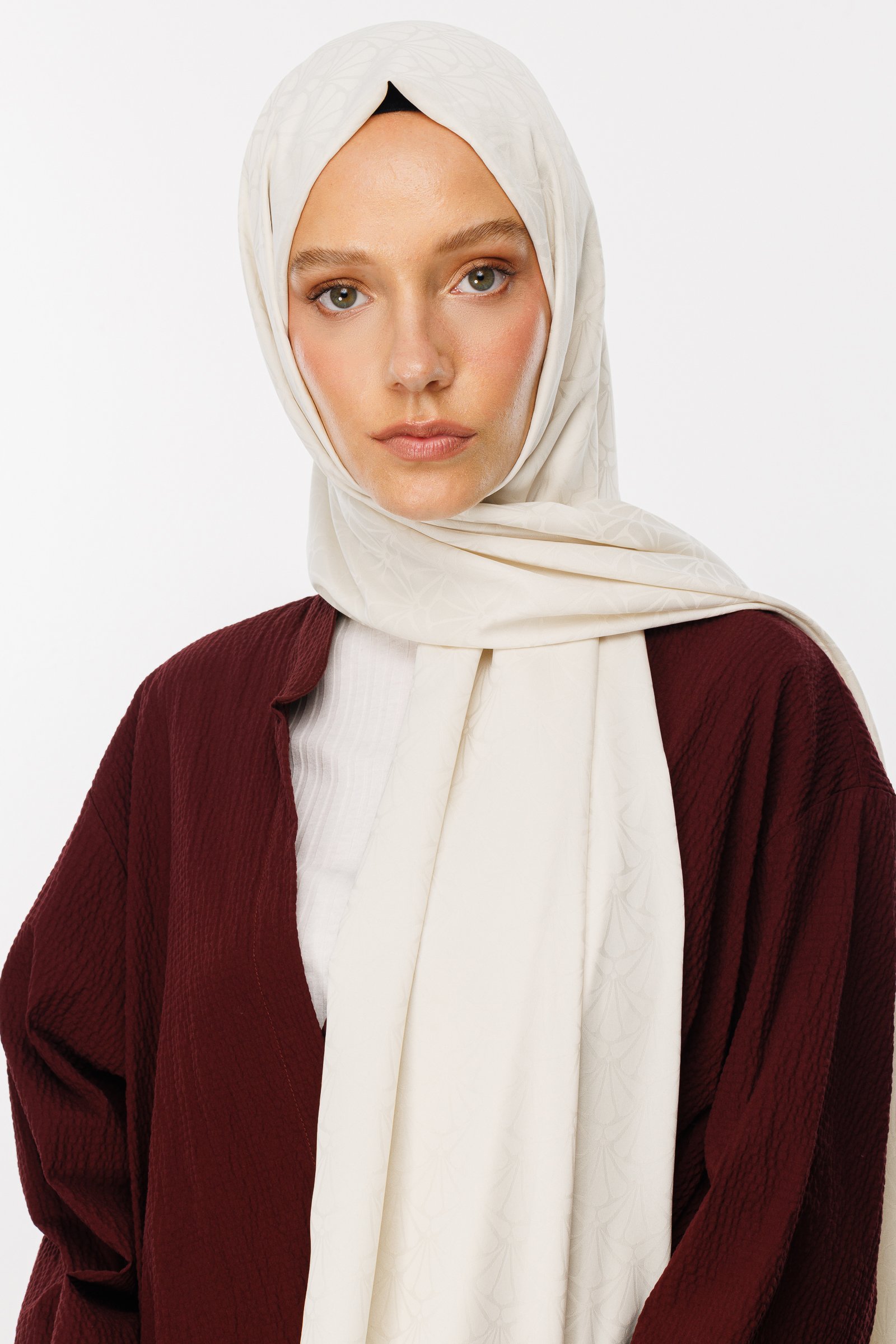 Lotus Pattern Silk Jacquard Shawl - Pearl