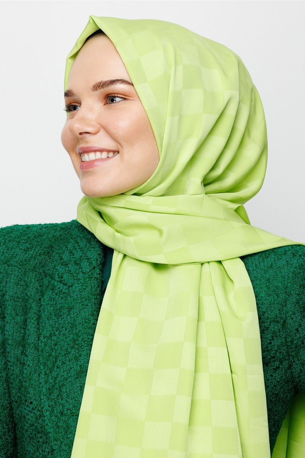 Fıstık Yeşili Dama Desen İpeksi Jakar Şal