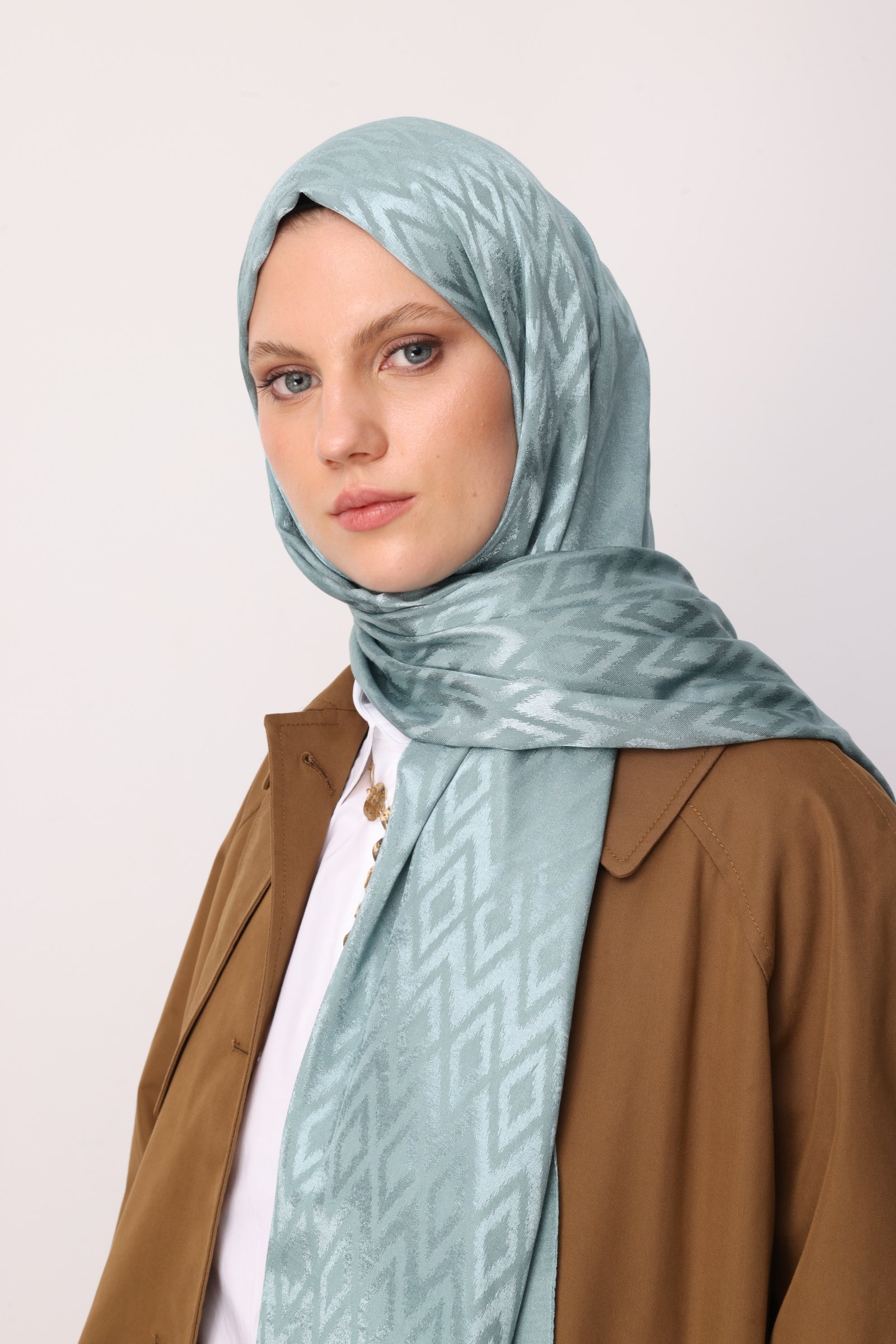 Shiny Check-Pattern Jacquard Shawl - Cağla