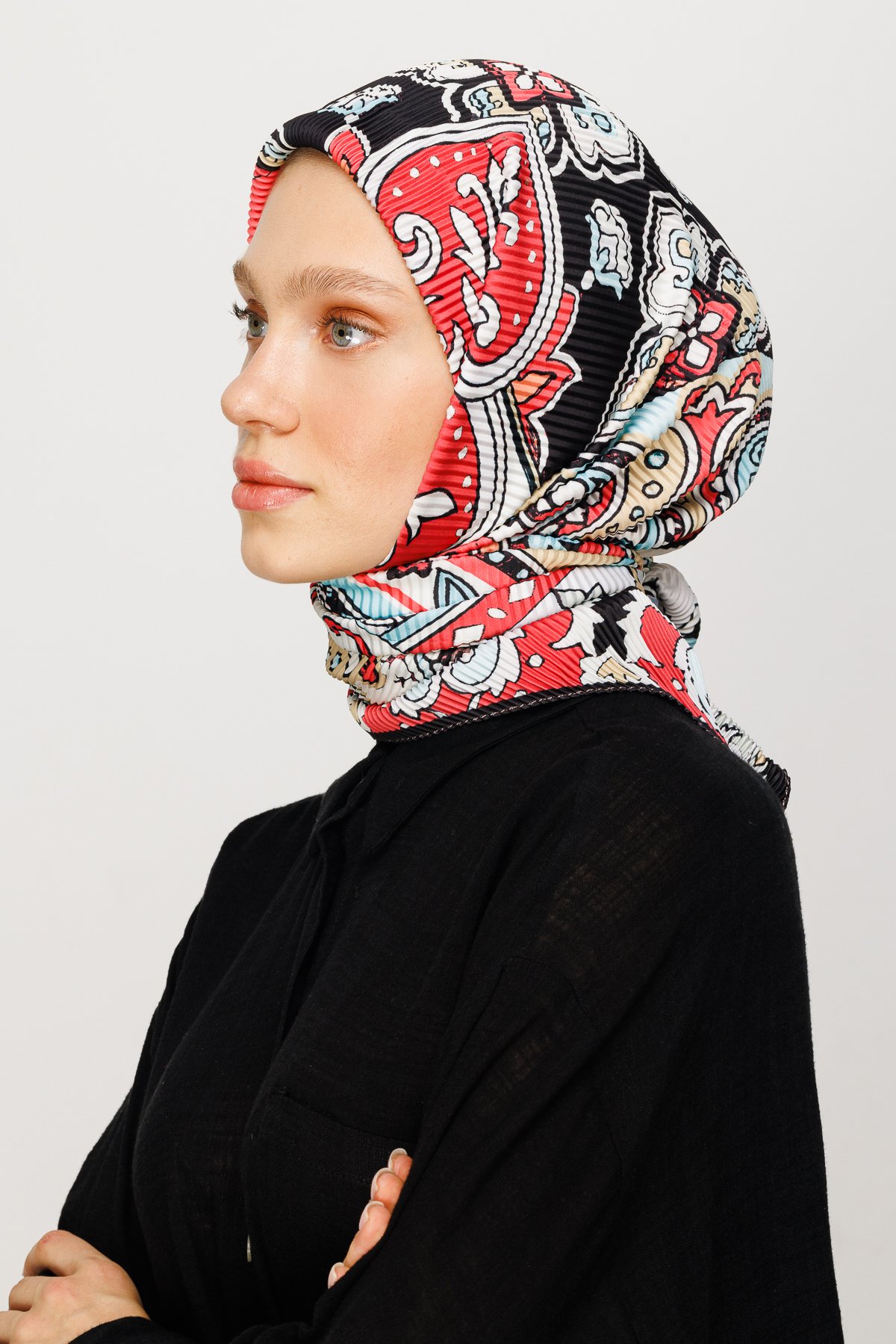 40 Patch Pattern Pleated Scarf - Black