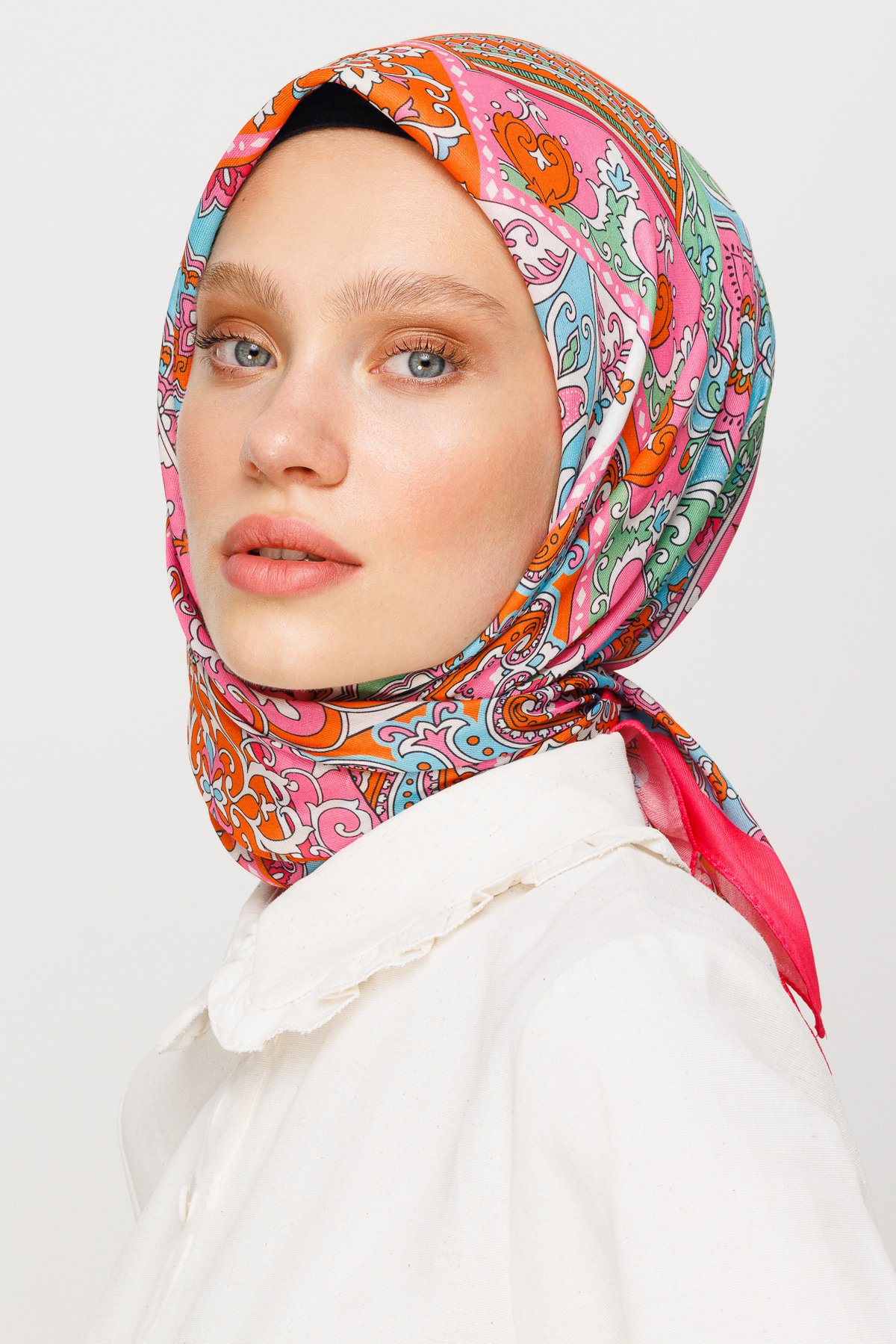 40 Patch Pattern Digital Soft Scarf - Pink