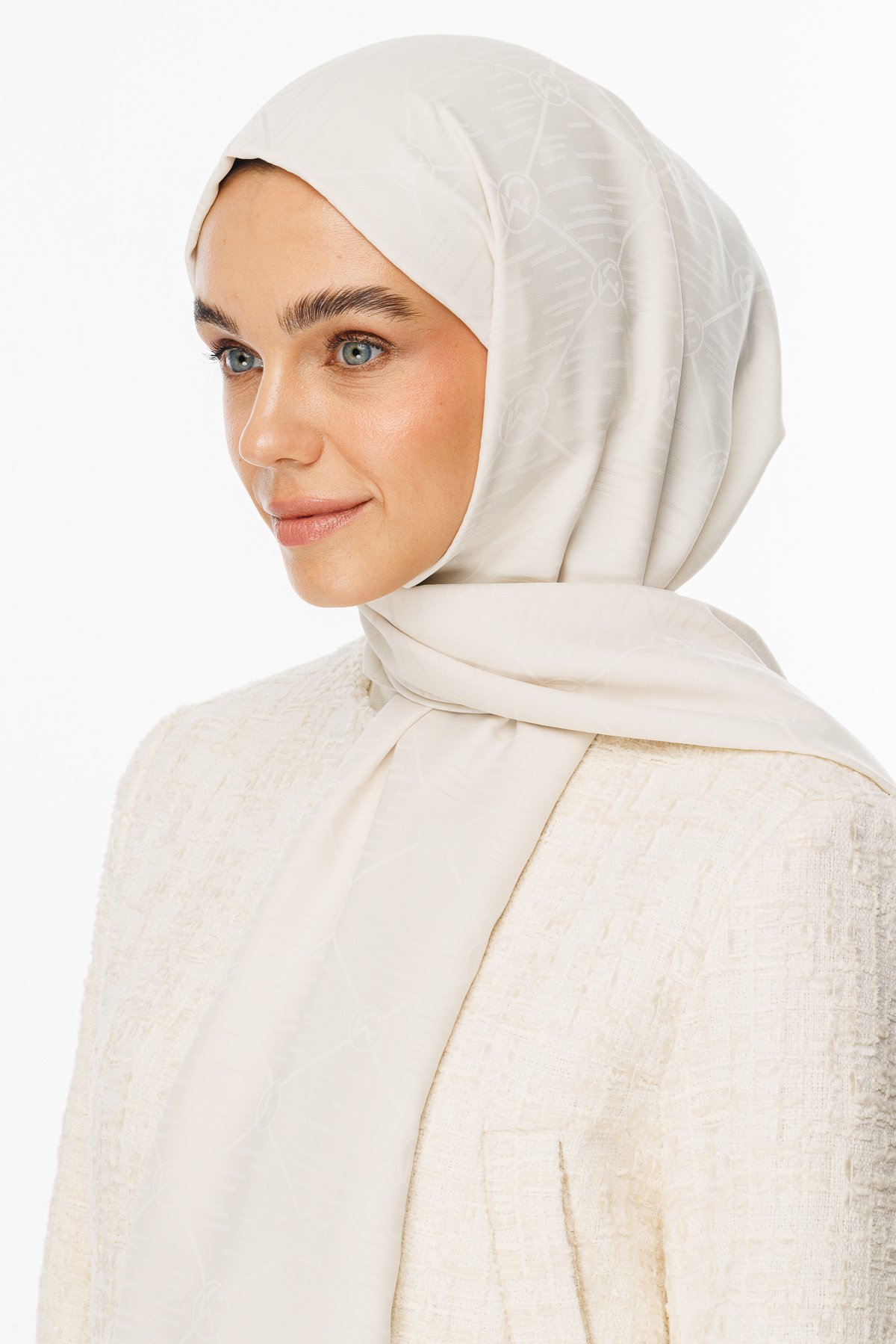 Moon Is Pattern Jacquard Shawl - Pearl
