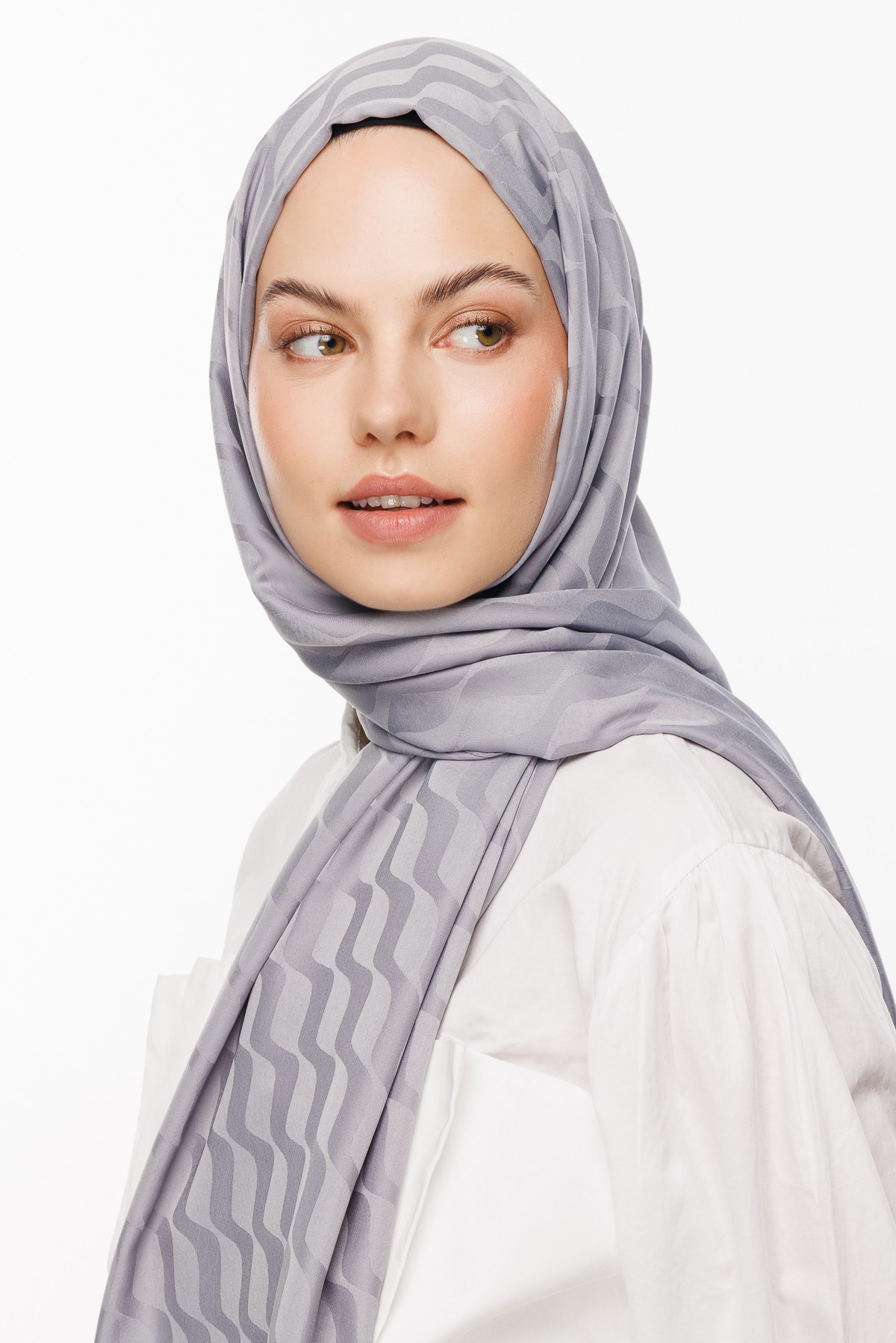 Wave Pattern Silky Jacquard Hijab