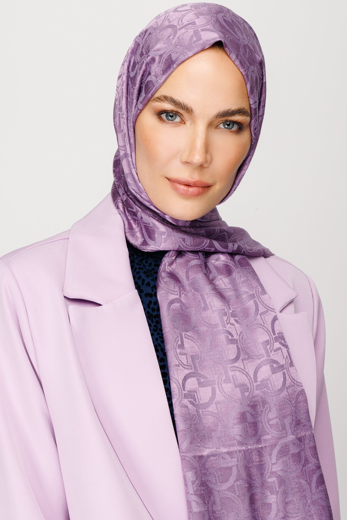 Gemustertes Glänzendes Jacquard Hijab