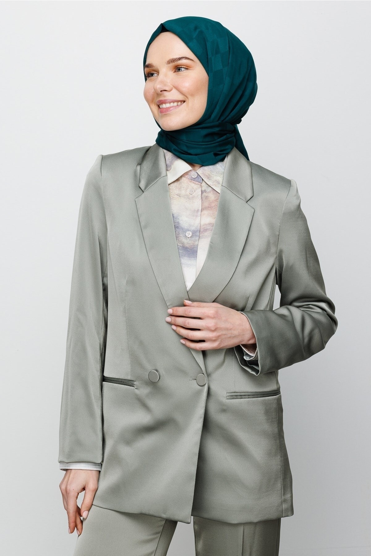 Gemustertes Seidig Jacquard Hijab