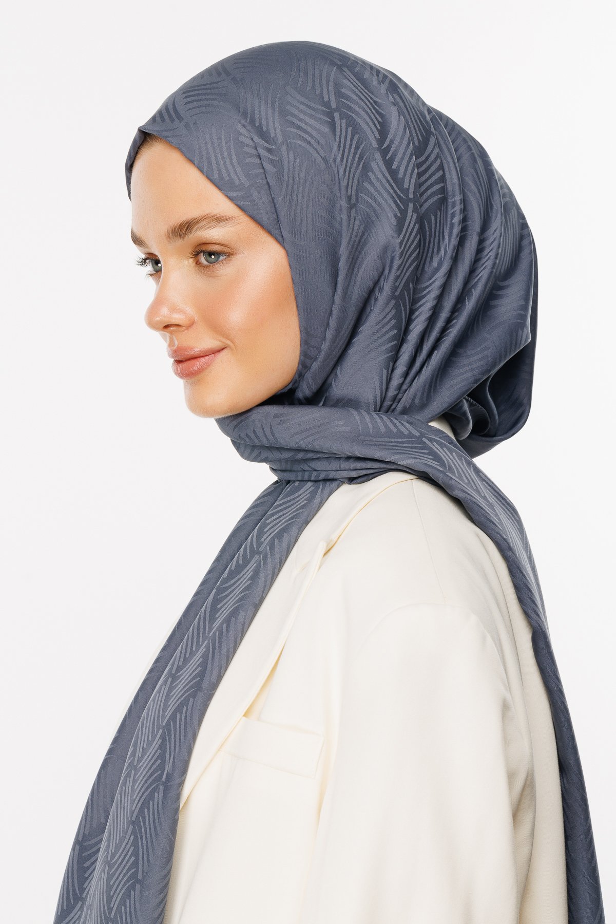 Aura Pattern Silk Jacquard Hijab