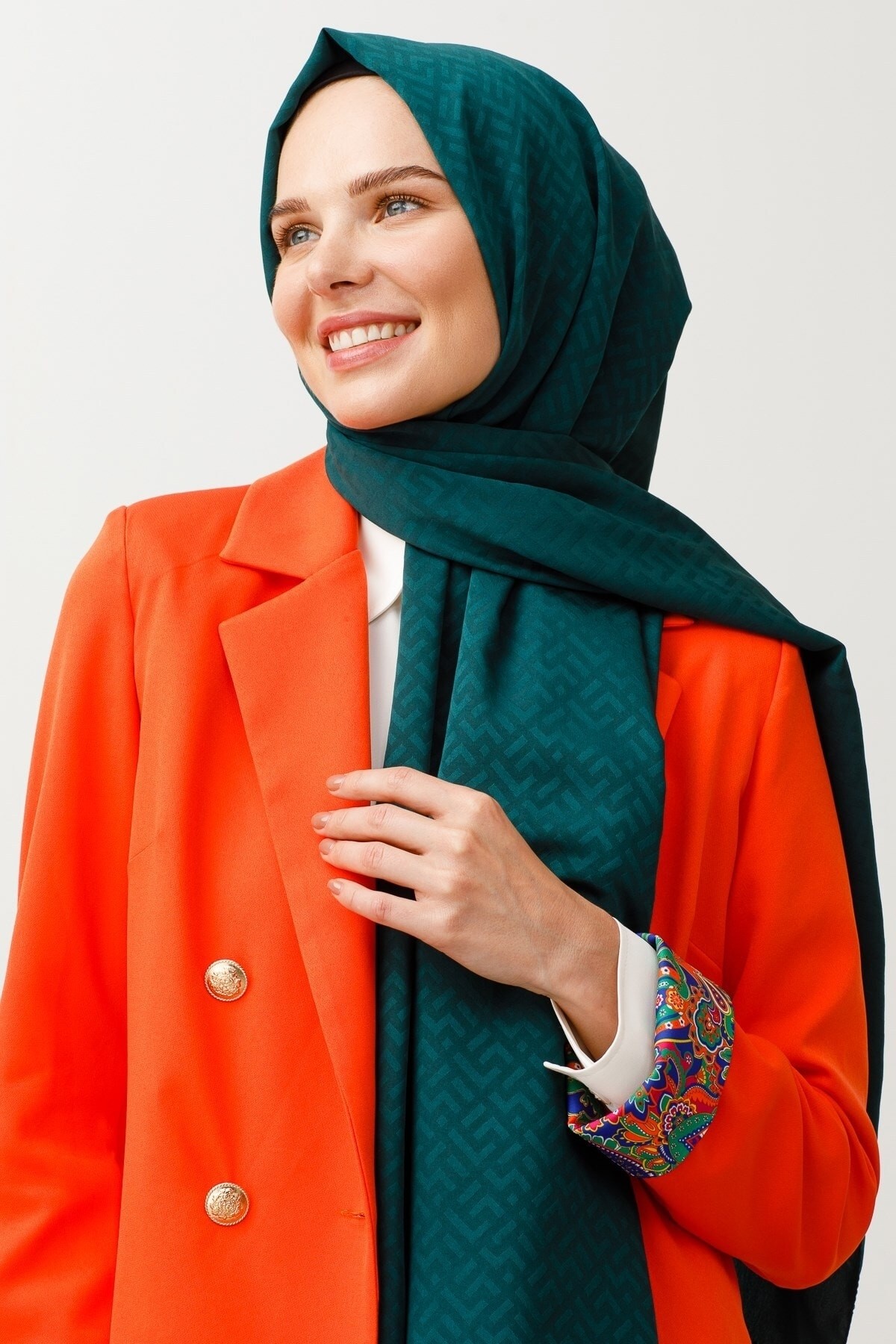 Z Pattern Silky Jacquard Hijab