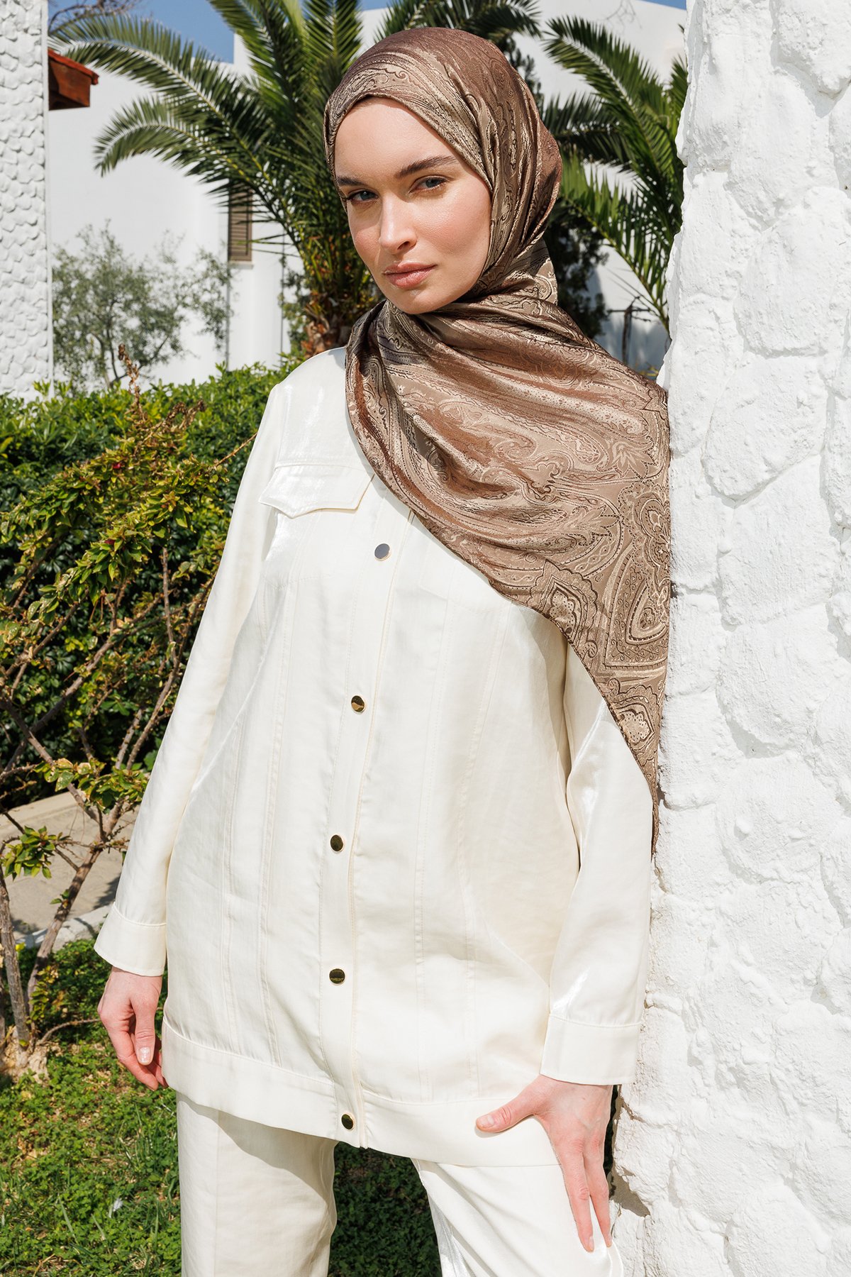 Liva Pattern Shine Line Shawl - Bitter Coffee-Beige
