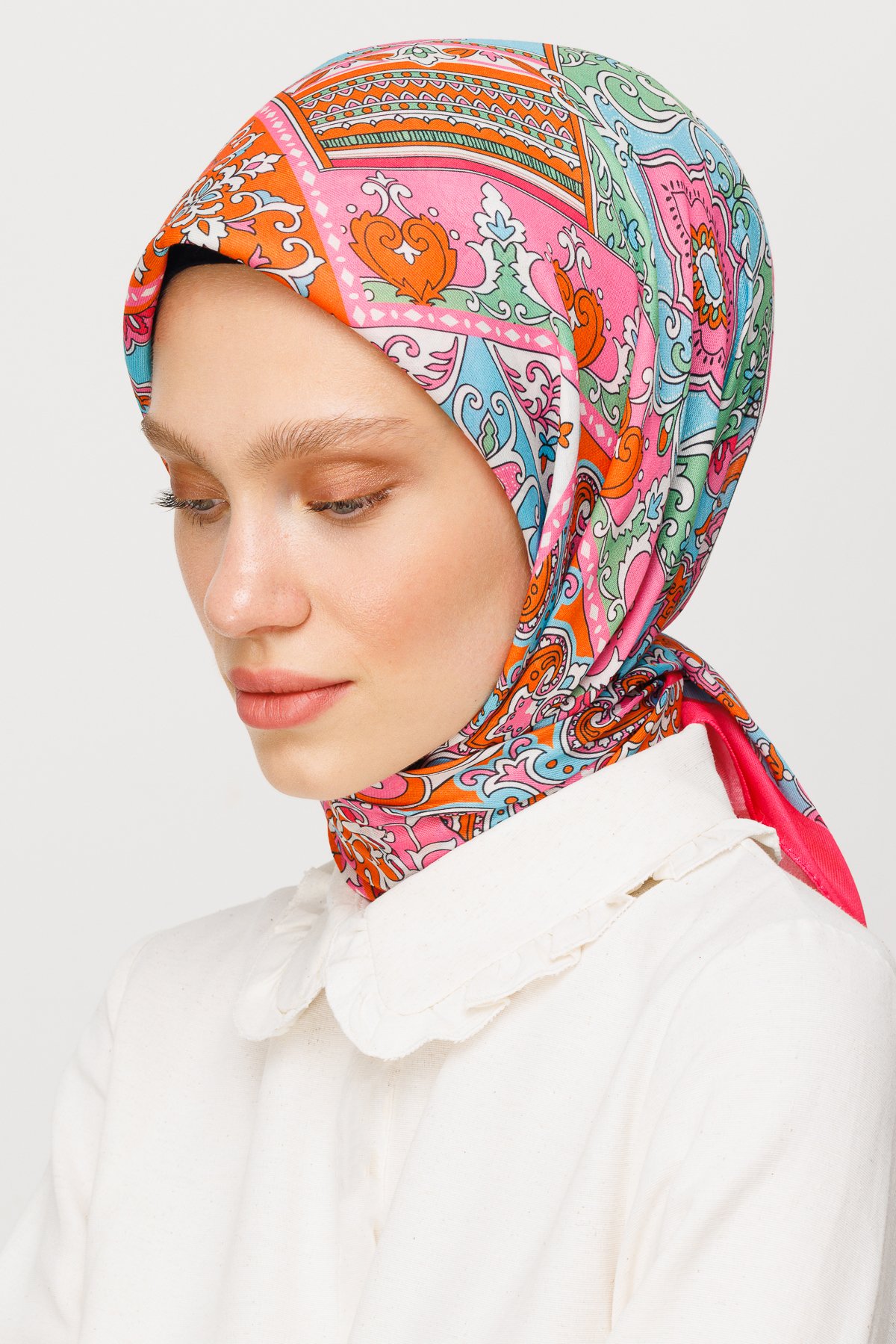 40 Patch Pattern Digital Soft Scarf - Pink