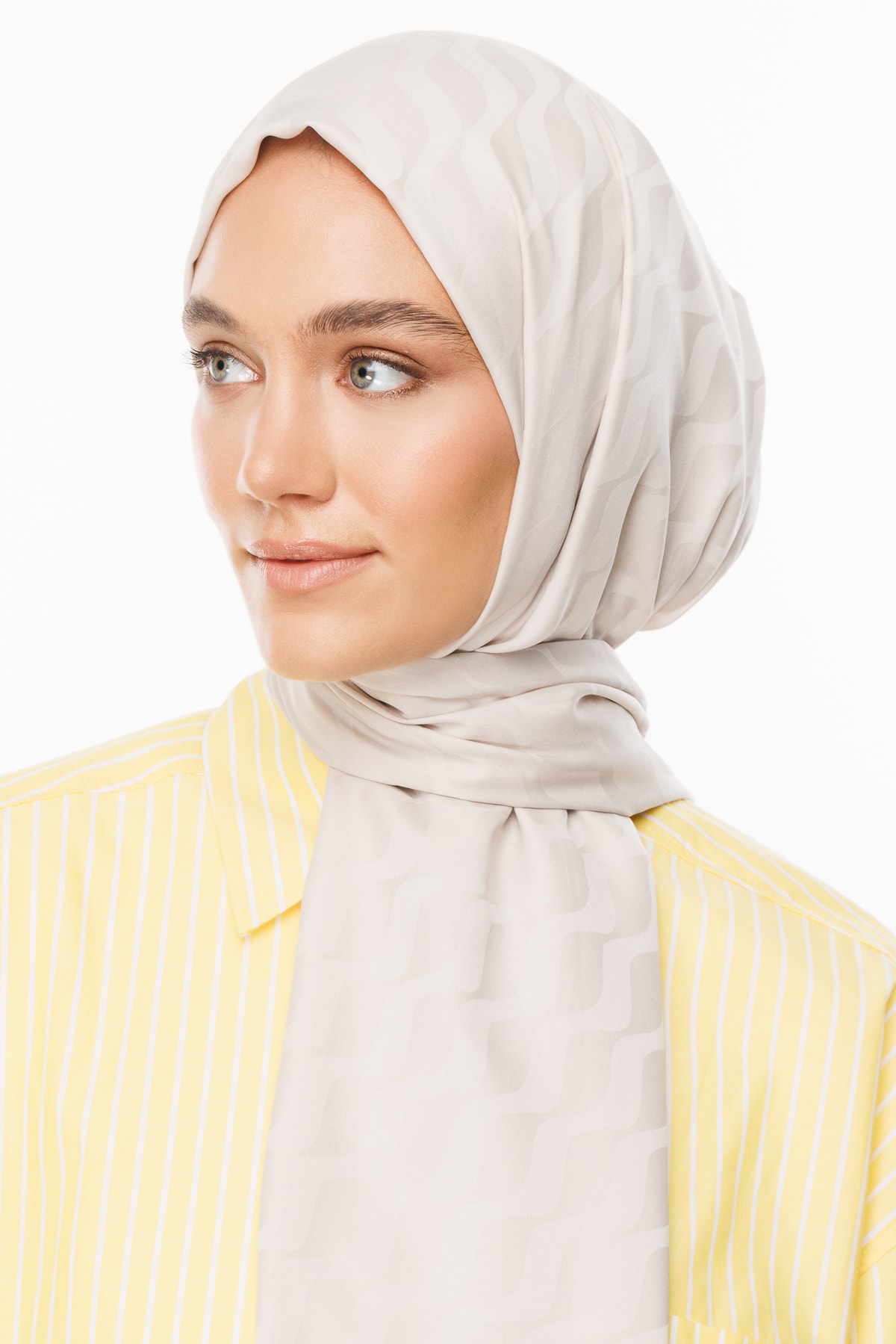 Wave-Pattern Silky Jacquard Shawl - Stone Color