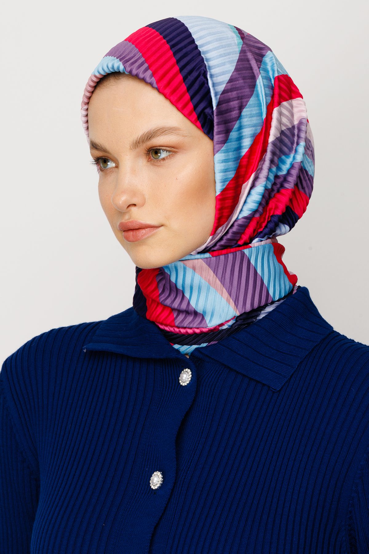 Akra Pattern Pleated Scarf - Lavender
