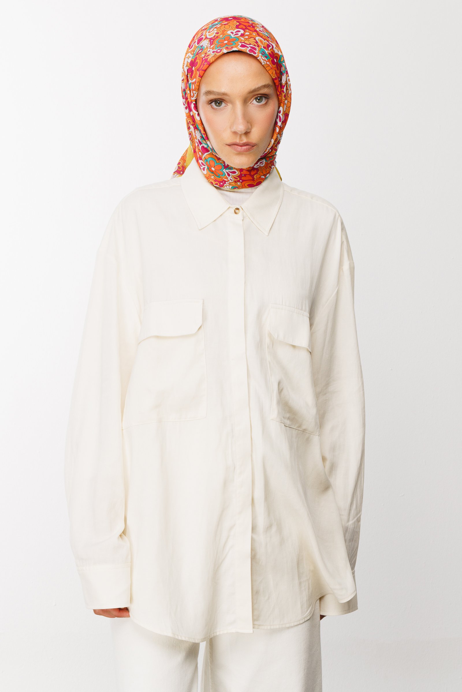 Daisy Pattern Digital Soft Scarf - Saffron