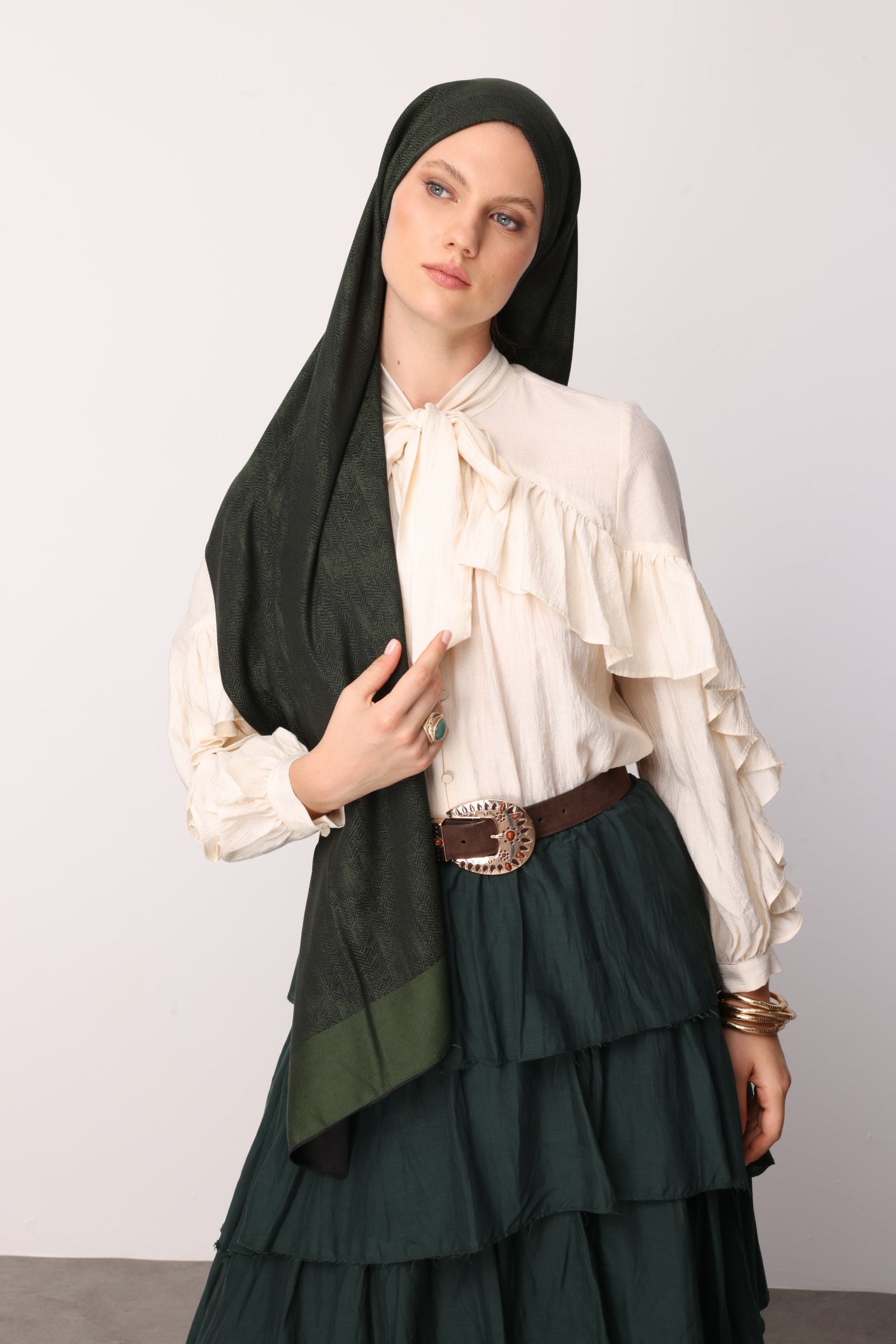 Sahra-Pattern Reversible Shawl - Black-Khaki