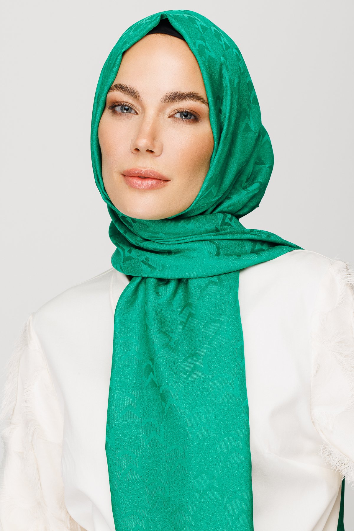 MC Pattern Jacquard Shawl - Benetton Green