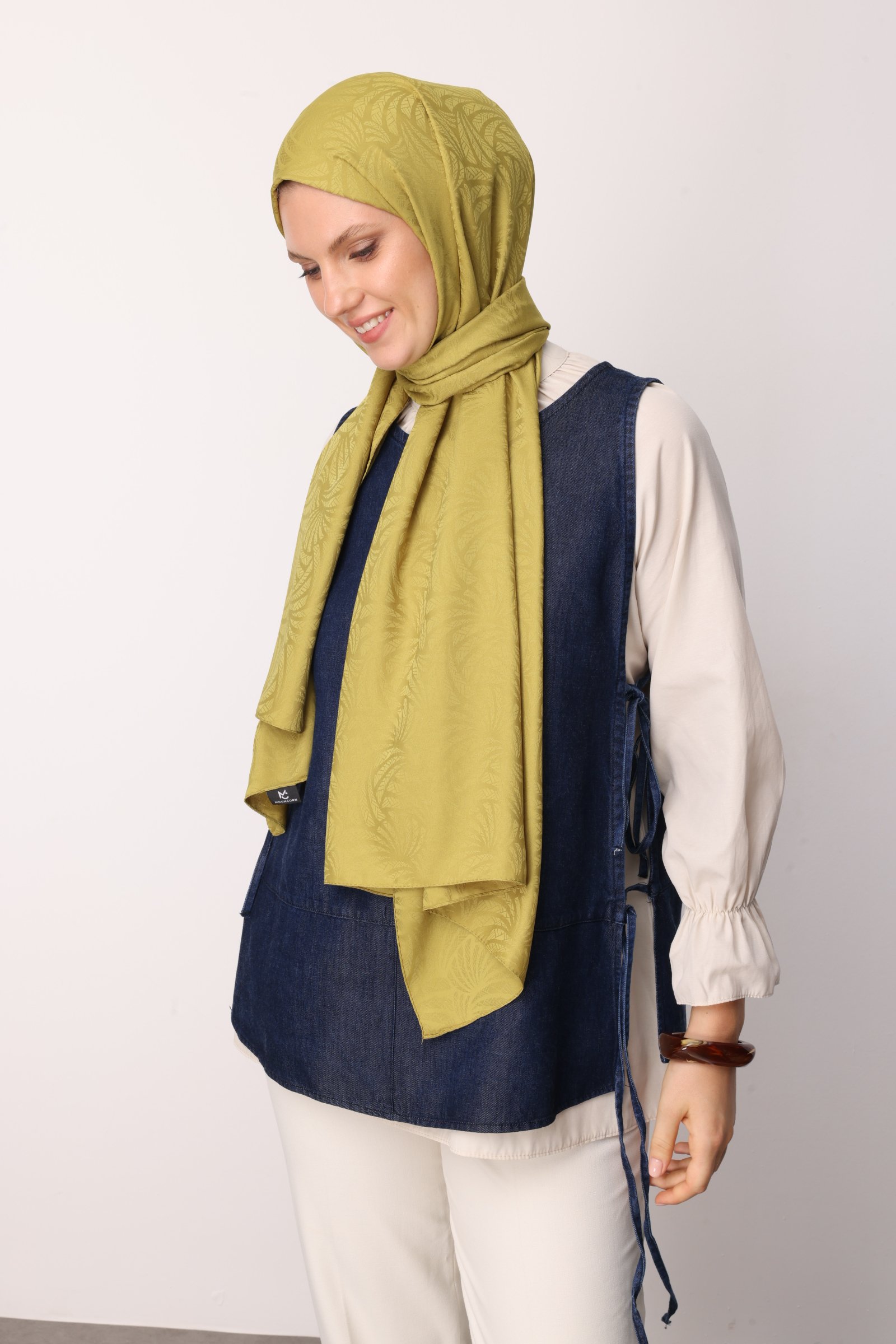 Artemis Pattern Silk Jacquard Shawl - Olive Green