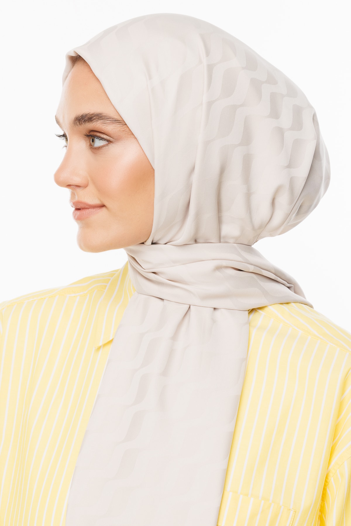 Wave-Pattern Silky Jacquard Shawl - Stone Color