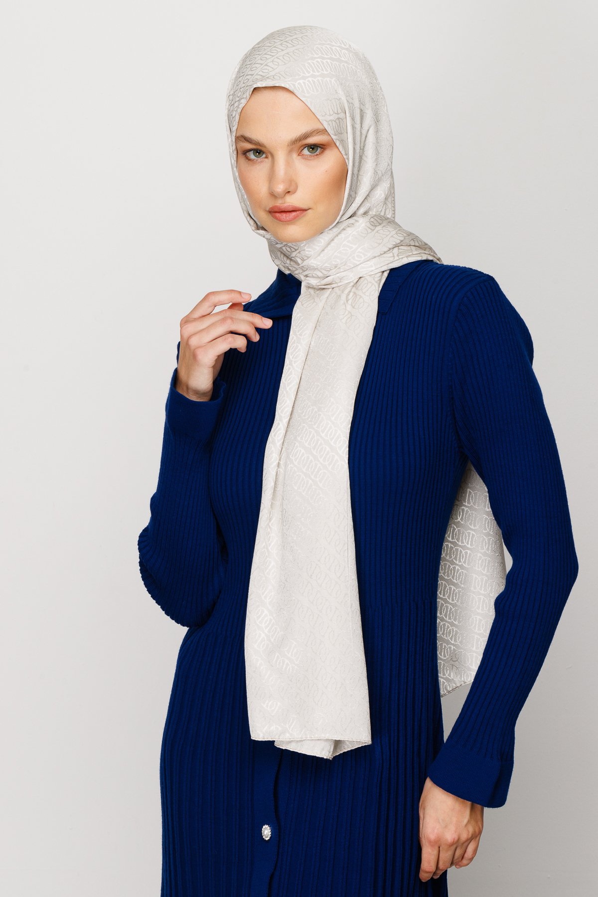 Gemustertes Glänzendes Jacquard Hijab