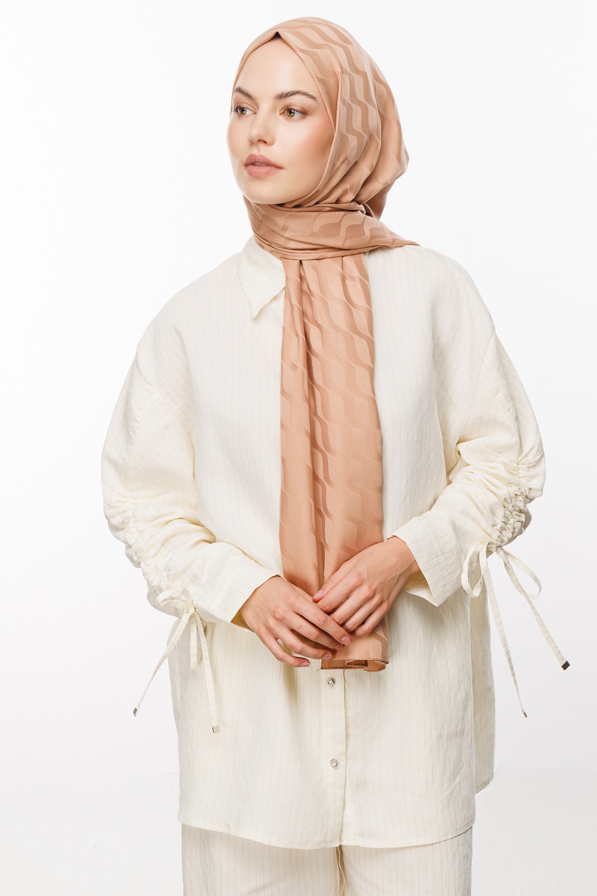 Wave Pattern Silky Jacquard Hijab