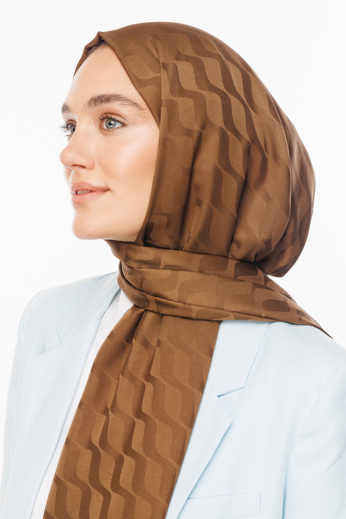 Wave Pattern Silky Jacquard Hijab