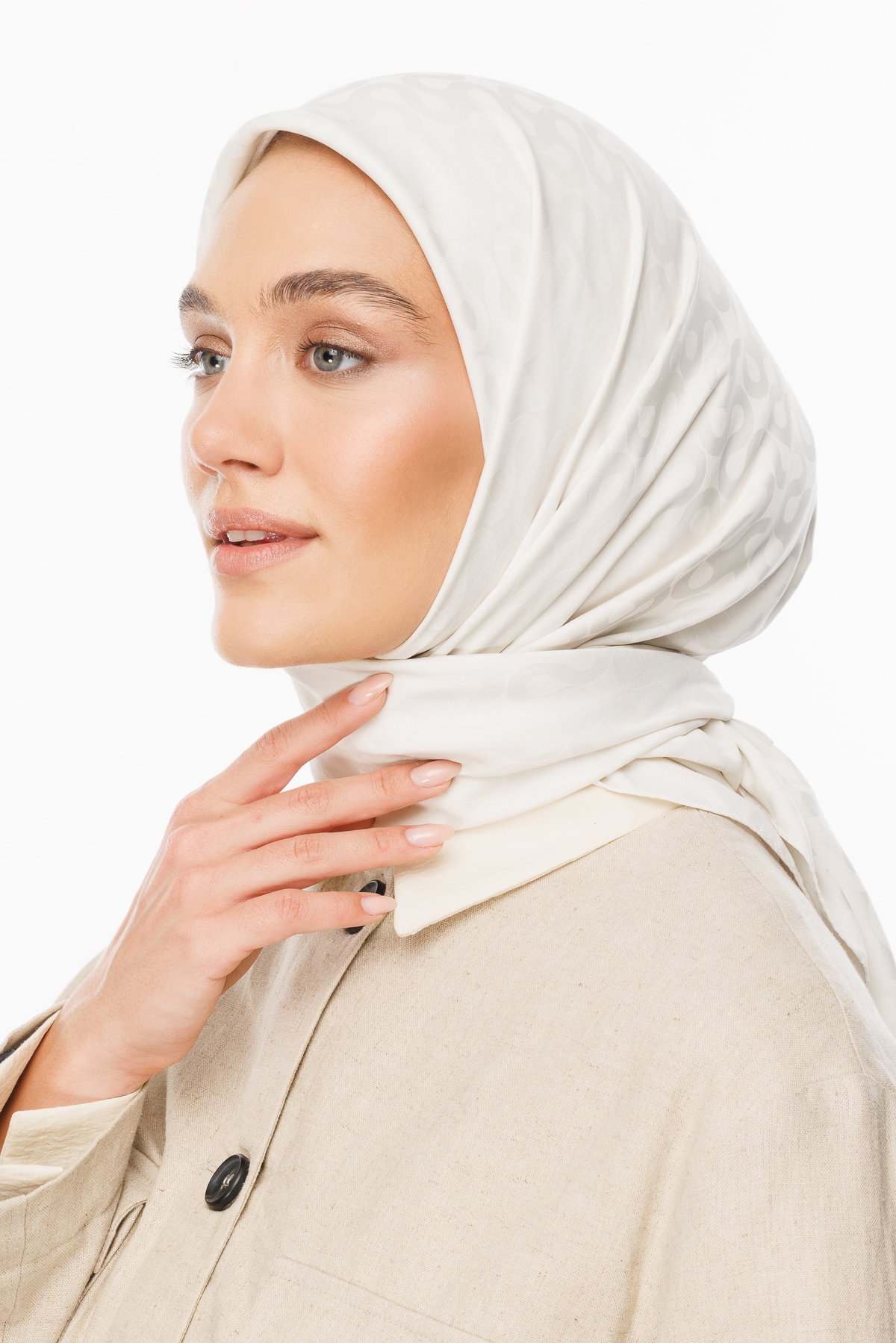Moon Pattern Silky Jacquard Scarf - Pearl