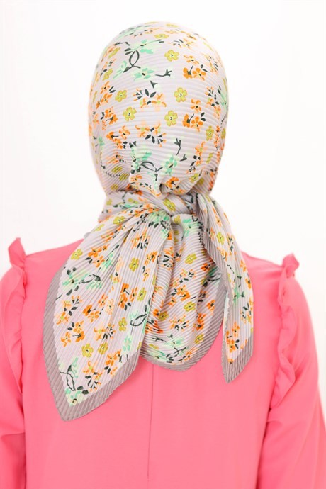 Jardin Pattern Pleated Scarf