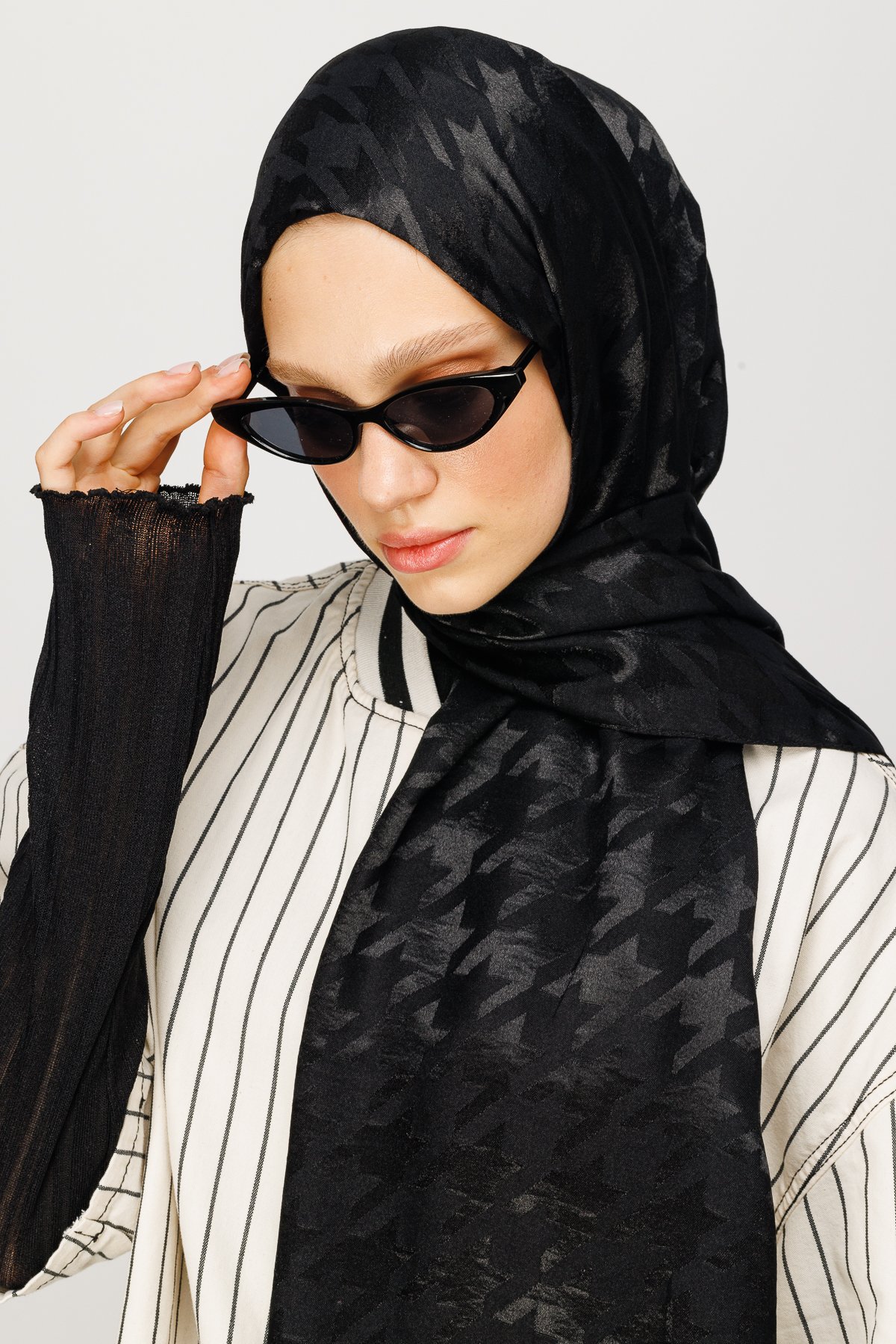 Gemustertes Glänzendes Jacquard Hijab