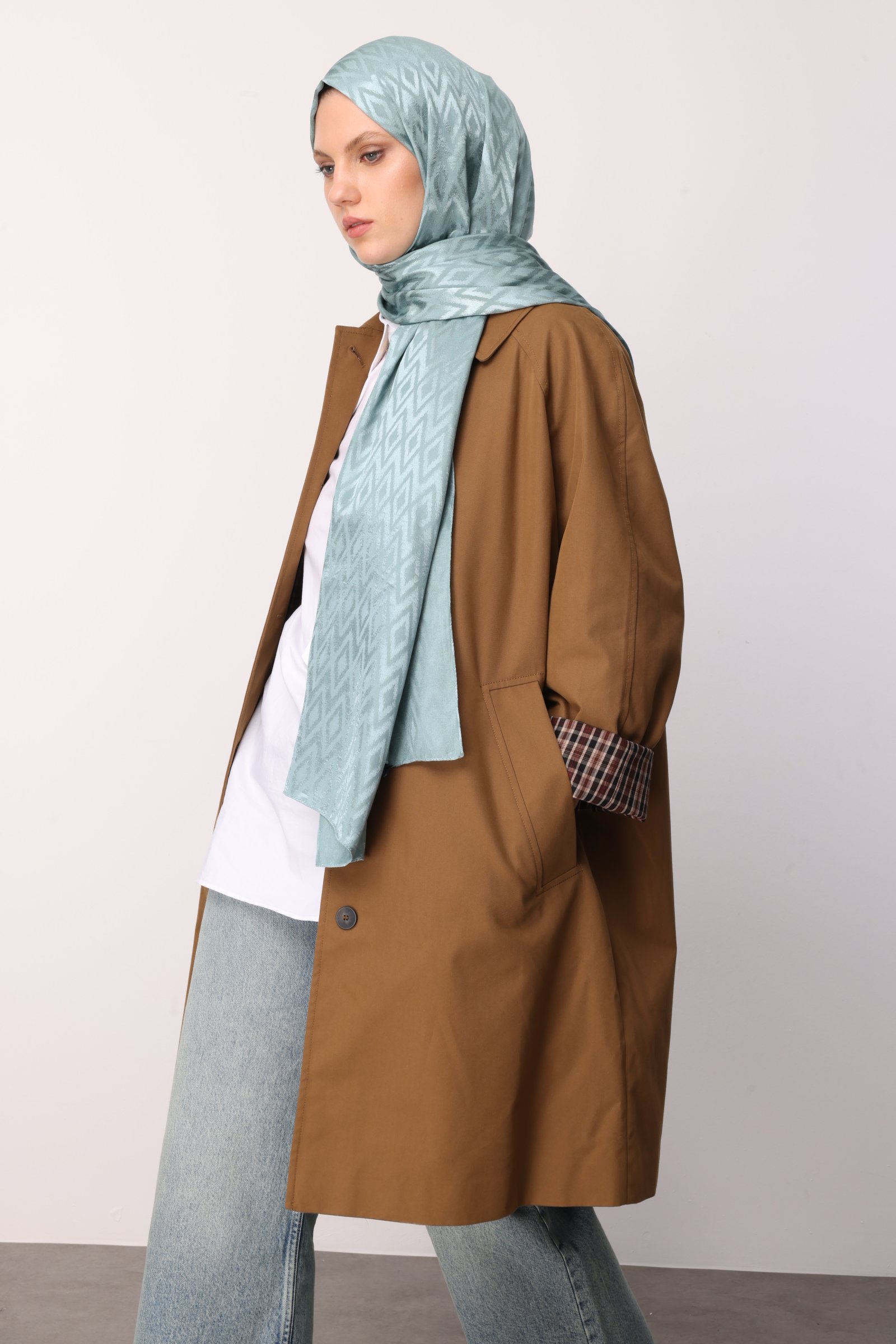 Shiny Check-Pattern Jacquard Shawl - Cağla
