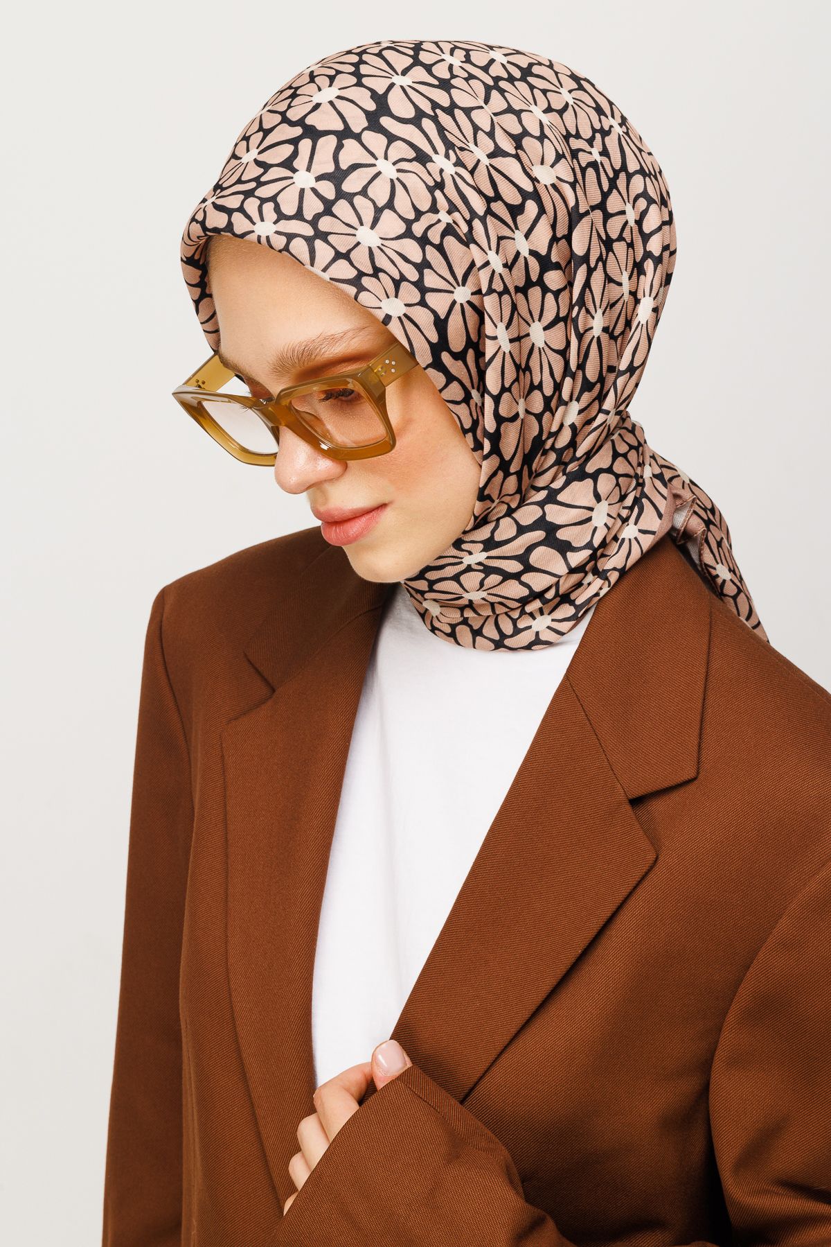 Clover Pattern Digital Soft Scarf - Brown