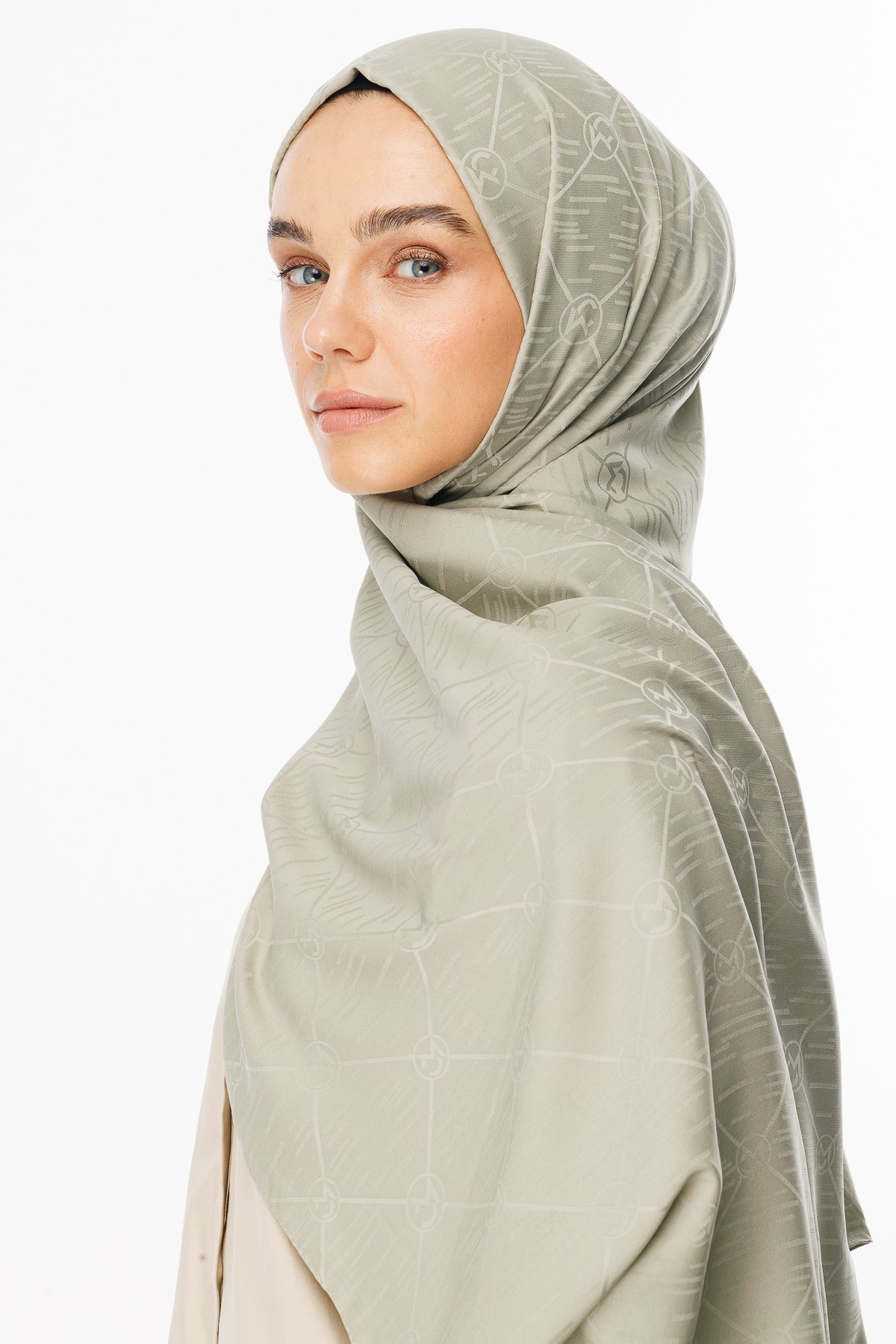 Moon Is Pattern Jacquard Shawl - Sage