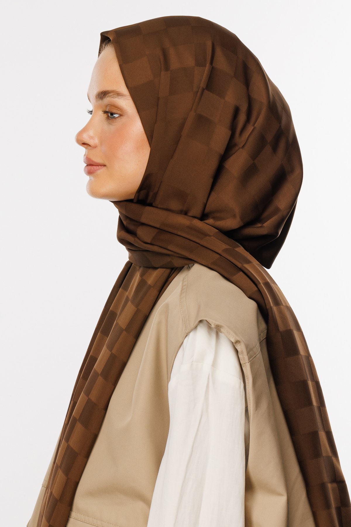 Checkers Pattern Silk Jacquard Hijab