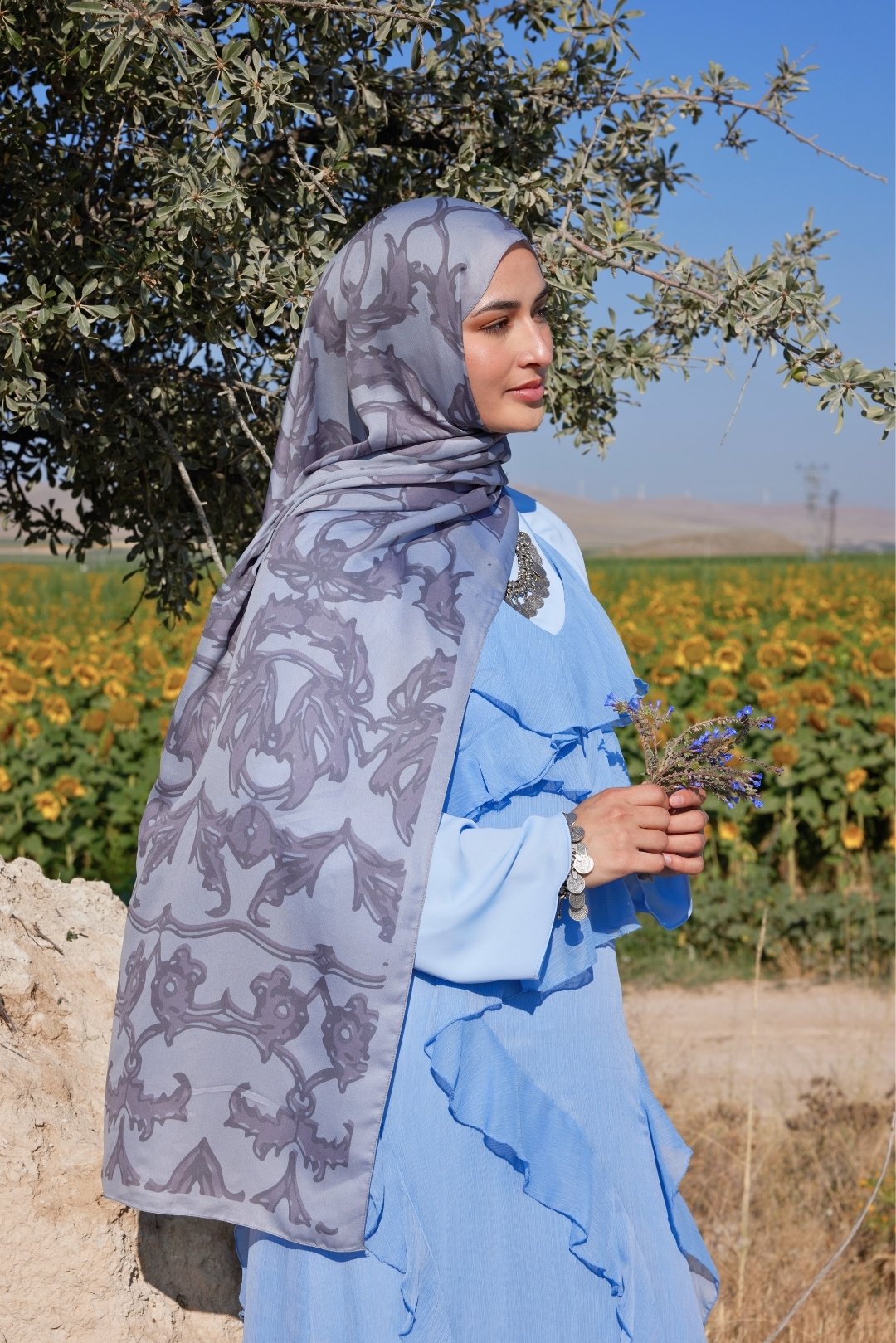 Yaren Desen Sakura İpek Şal Açık Gri