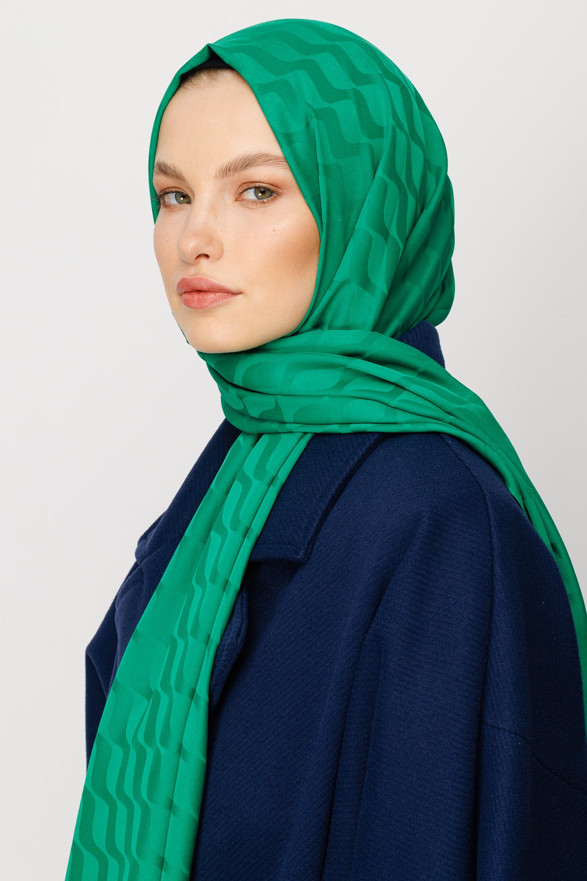 Benetton Yeşili Dalga Desen İpeksi Jakar Şal